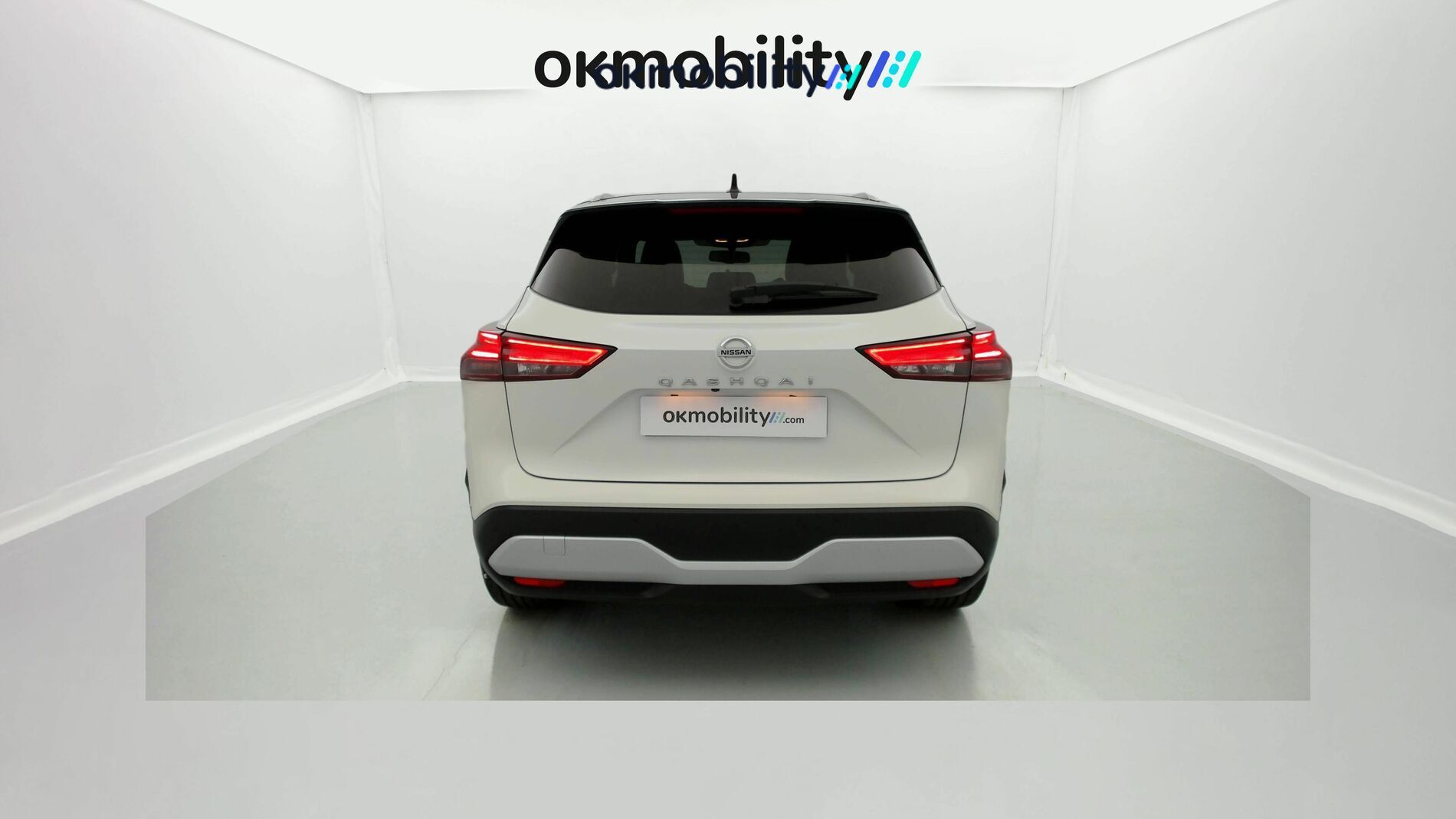 nissan qashqai tekna 1.3 DIG-T 140 MHEV 2022 blanc lunaire / noir 10