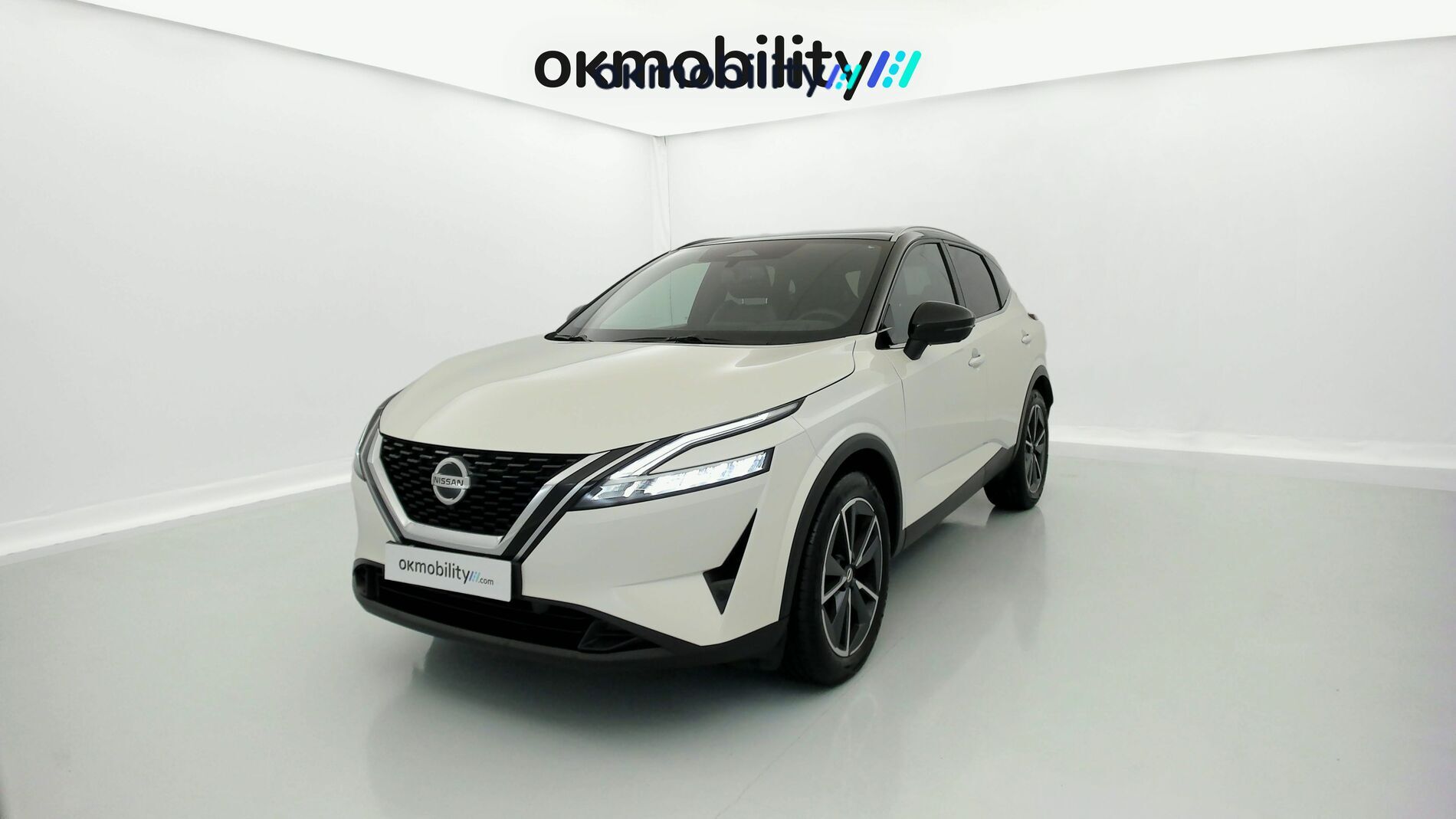 nissan qashqai tekna 1.3 DIG-T 140 MHEV 2022 blanc lunaire / noir 1