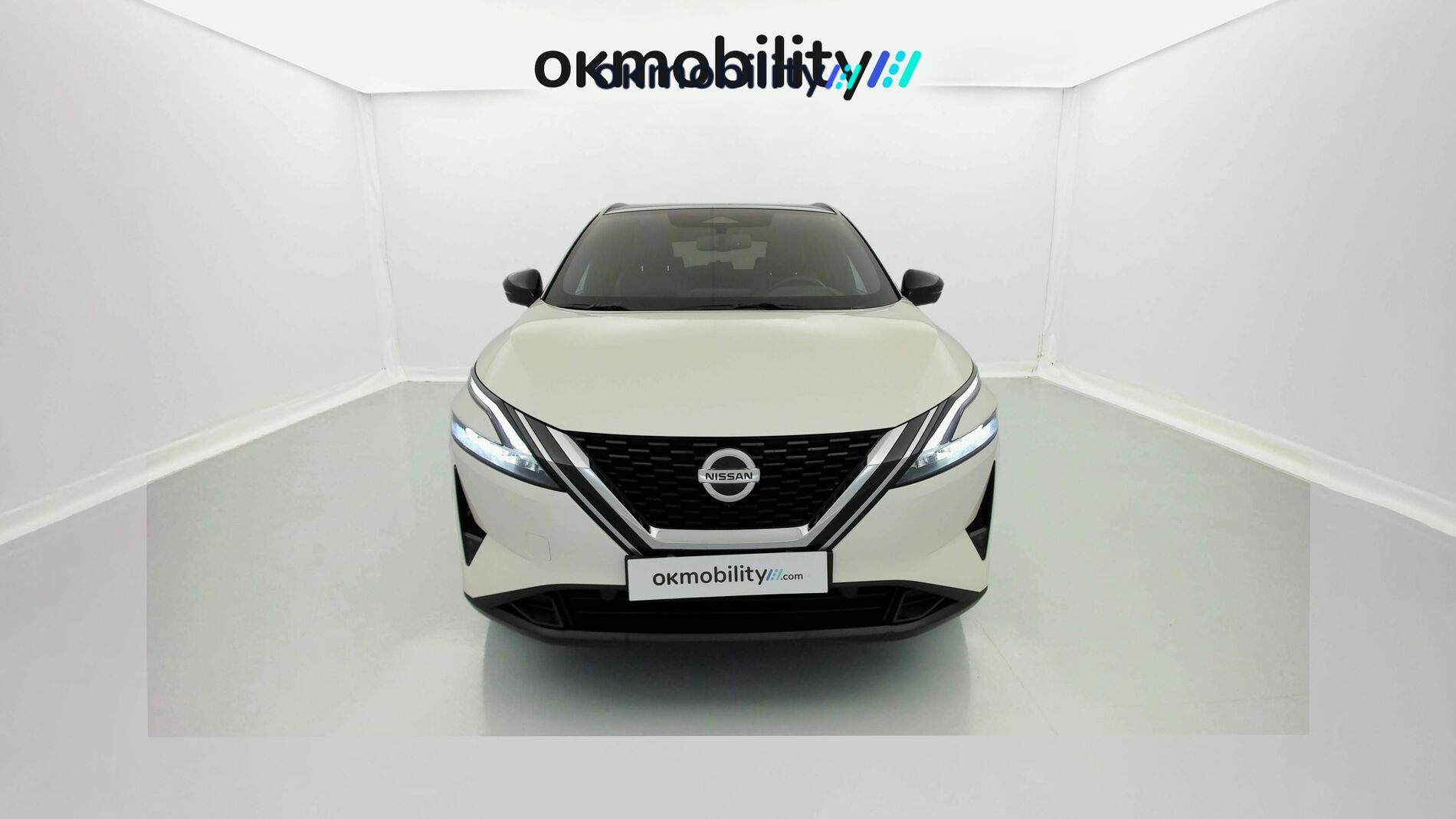 nissan qashqai tekna 1.3 DIG-T 140 MHEV 2022 blanc lunaire / noir 4