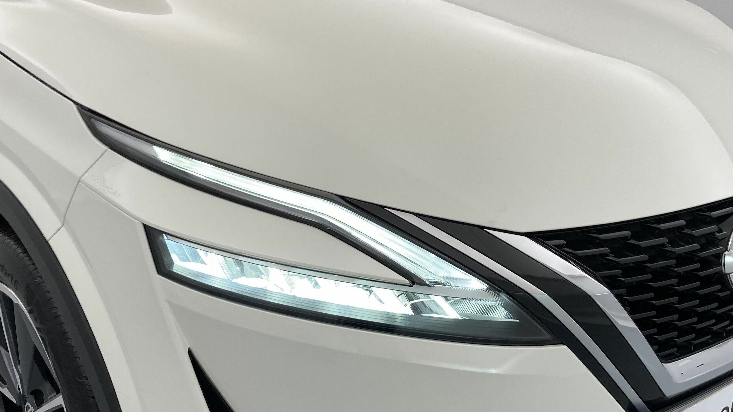 nissan qashqai tekna 1.3 DIG-T 140 MHEV 2022 blanc lunaire 29