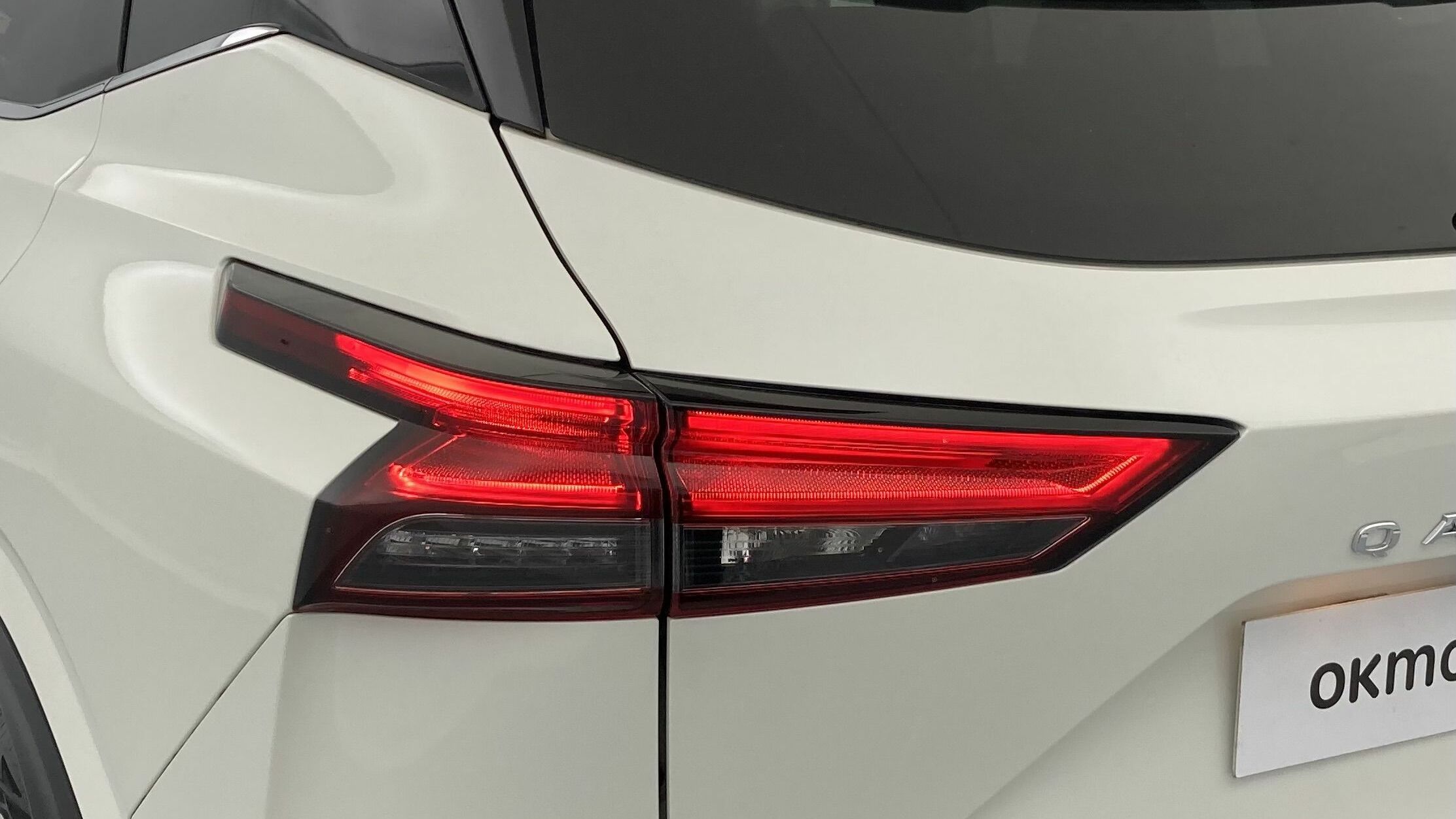 nissan qashqai tekna 1.3 DIG-T 140 MHEV 2022 blanc lunaire 30