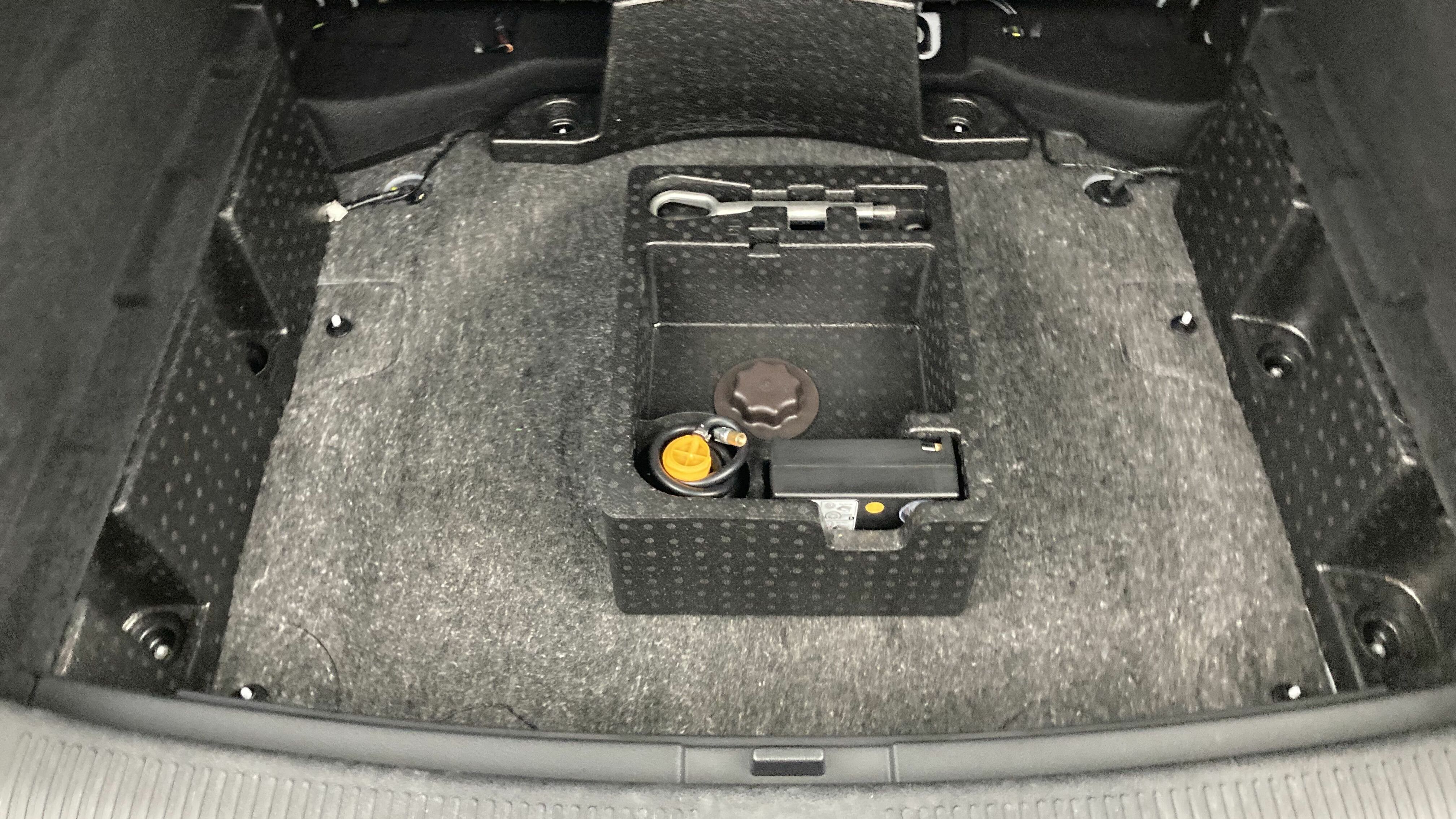 mg hs comfort 1.5 T-GDI 162 AT 2023 dover white - wsb 22