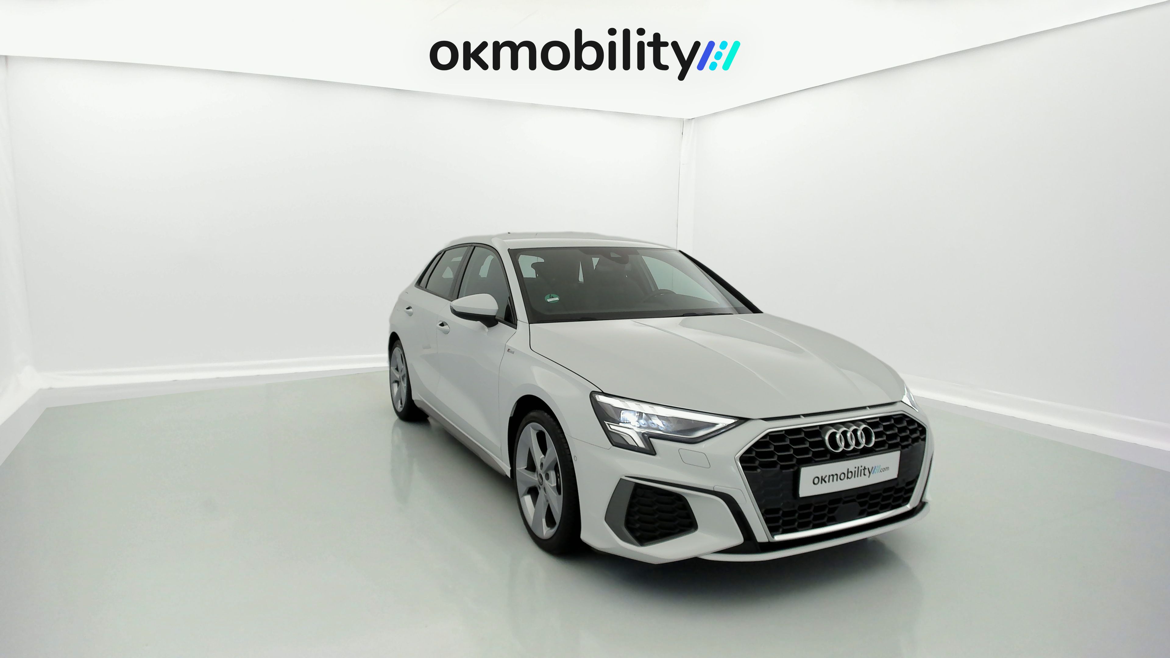 audi a3 sportback s line 35 TFSI 150 STRONIC 2023 gletscherweiss metallic 5