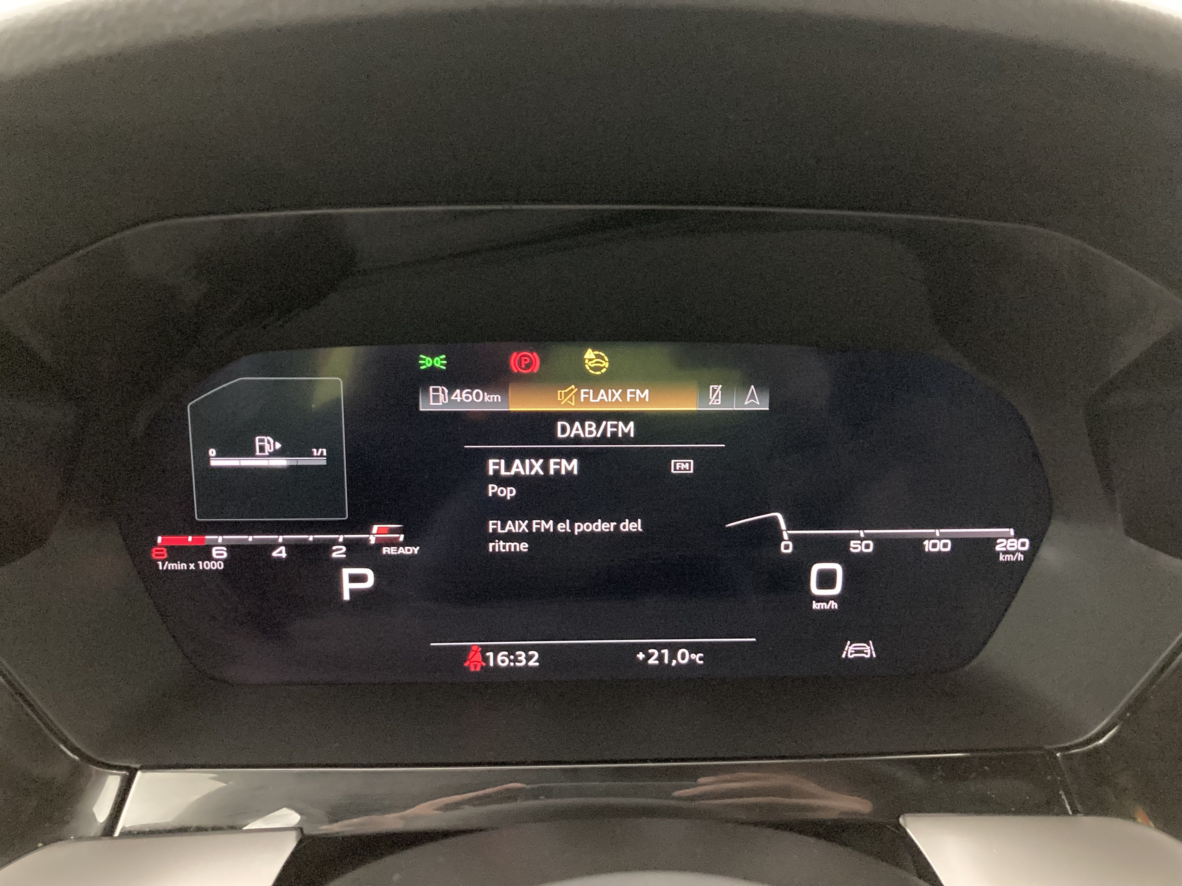 audi a3 sportback s line 35 TFSI 150 STRONIC 2023 gletscherweiss metallic 15