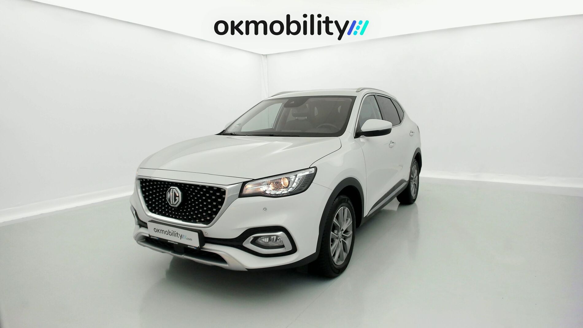 mg hs comfort 1.5 T-GDI 162 AT 2023 dover white - wsb 1