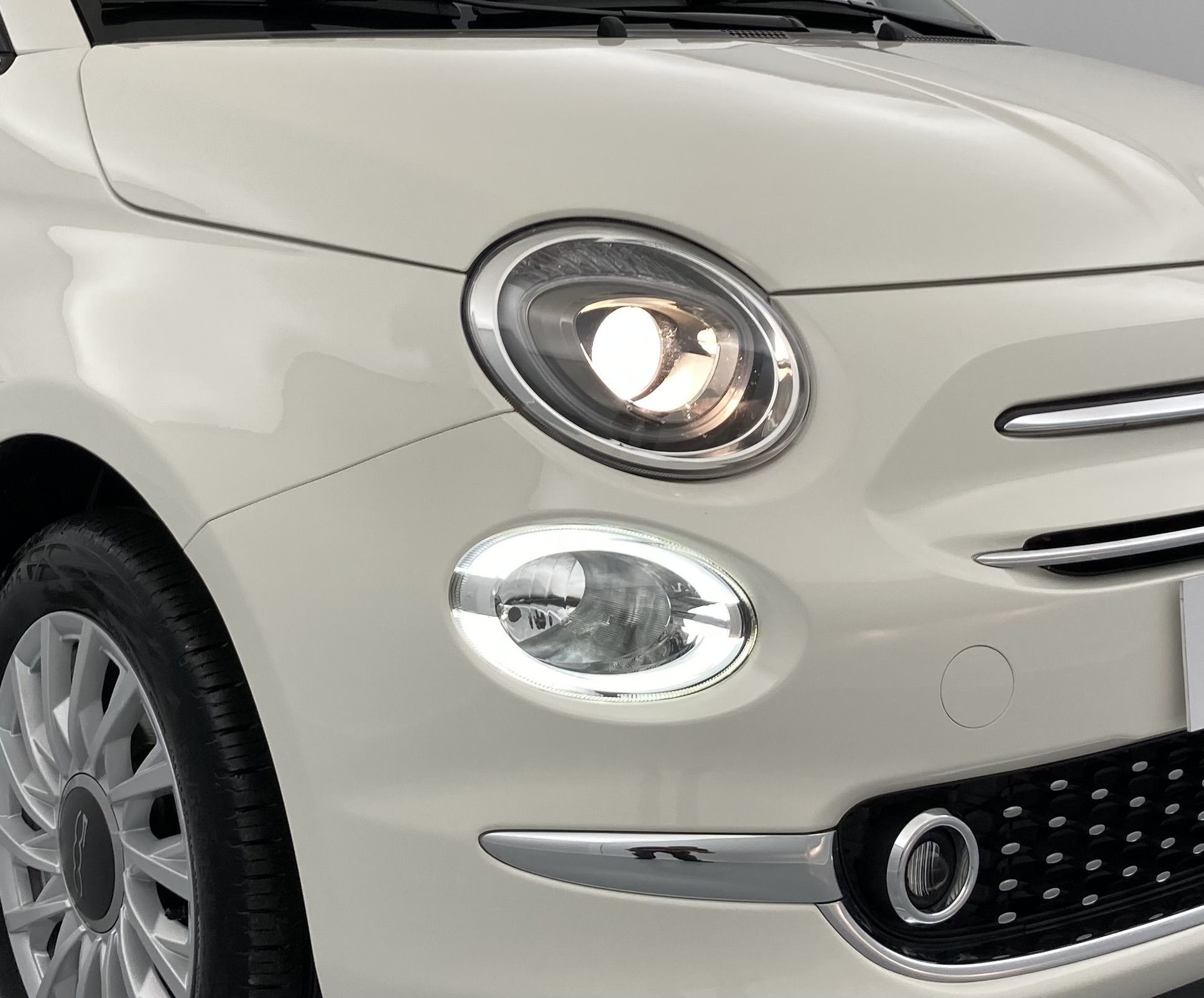 fiat 500c dolcevita 1.0 HYBRID 70 MHEV 2024 blanco gelato 21