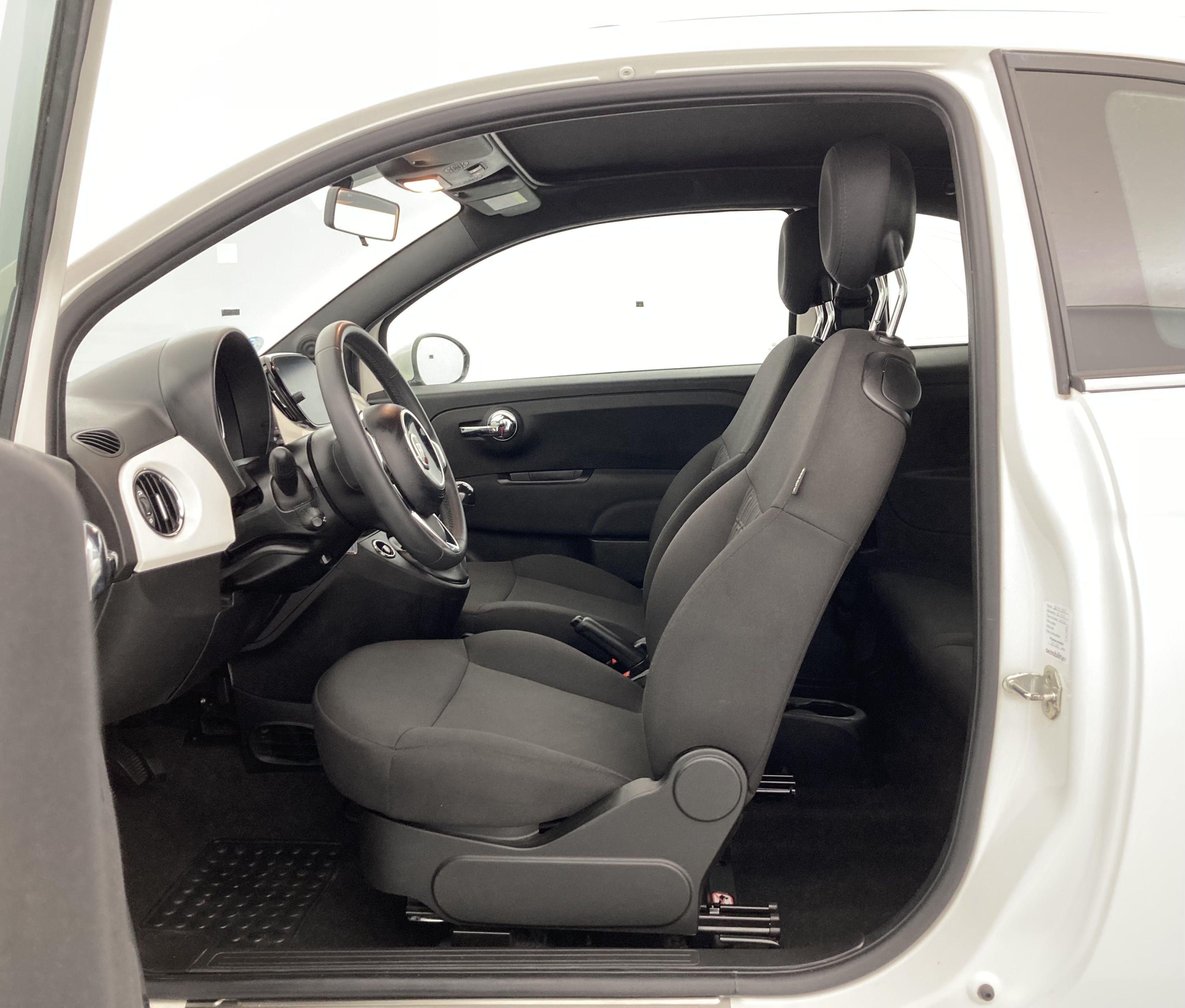 fiat 500c dolcevita 1.0 HYBRID 70 MHEV 2024 blanco gelato 24