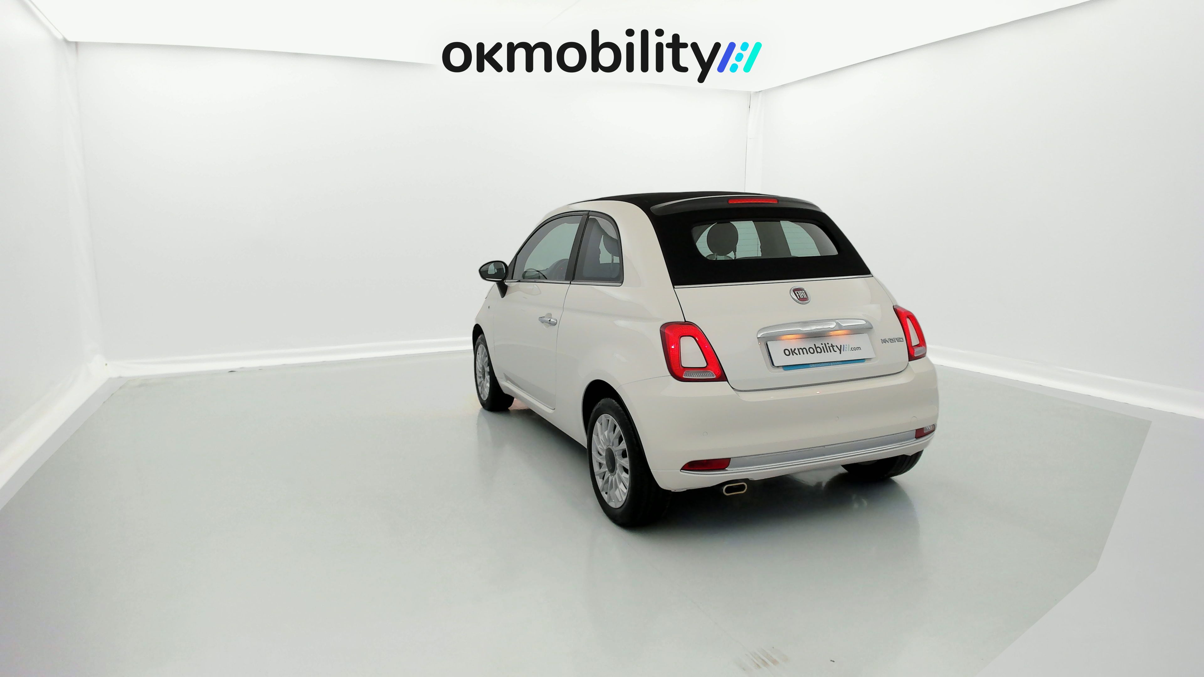 fiat 500c dolcevita 1.0 HYBRID 70 MHEV 2024 blanco gelato 11