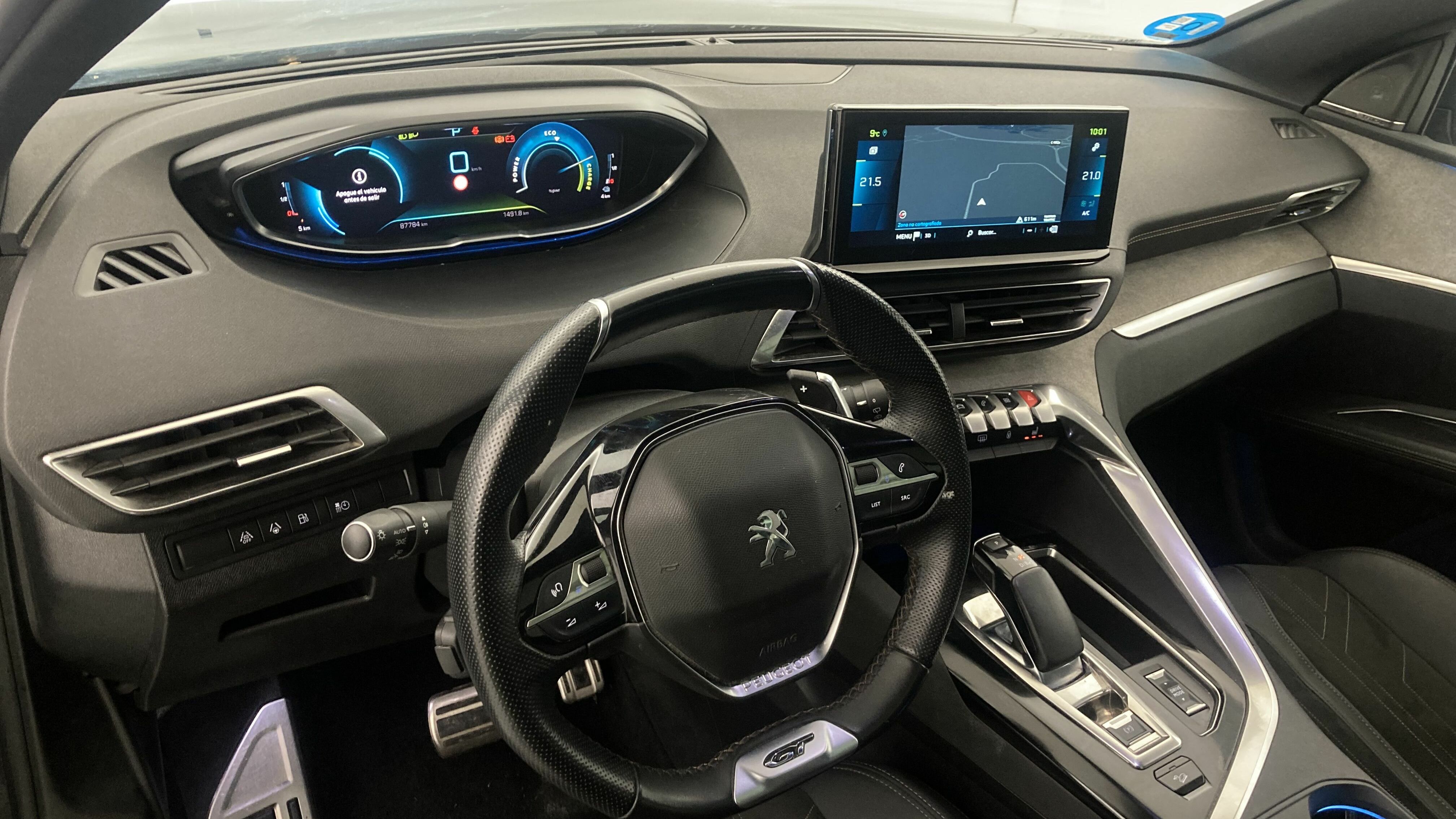 peugeot 3008 gt pack 1.6 HYBRID 300 EAT PHEV 2022 negro perla nera 14