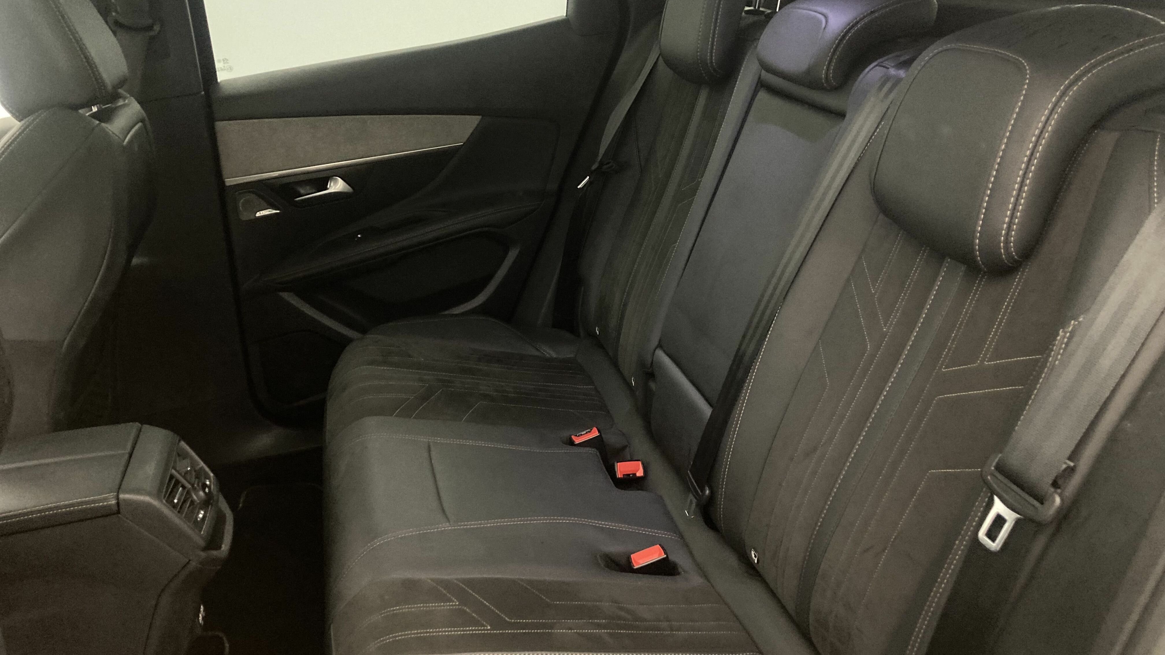 peugeot 3008 gt pack 1.6 HYBRID 300 EAT PHEV 2022 negro perla nera 20