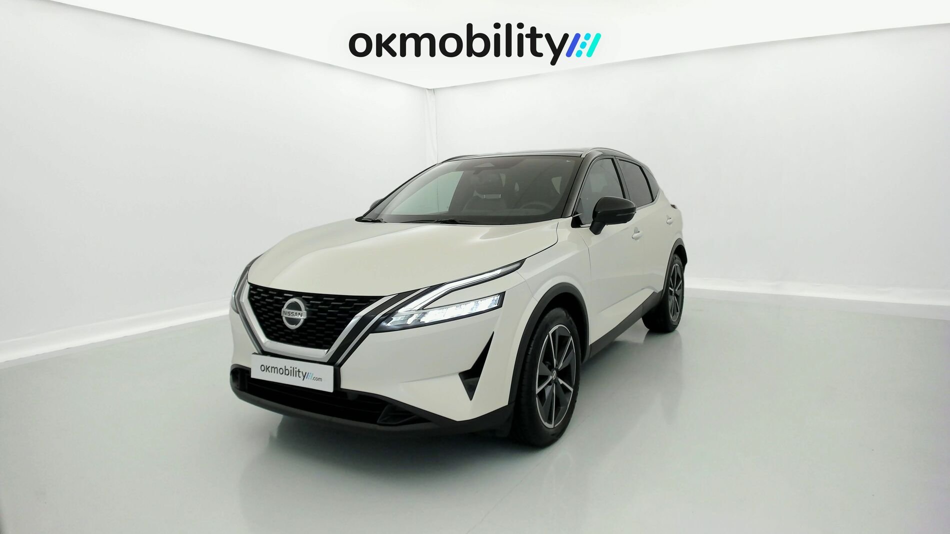 nissan qashqai tekna 1.3 DIG-T 140 MHEV 2022 blanc lunaire / noir 1