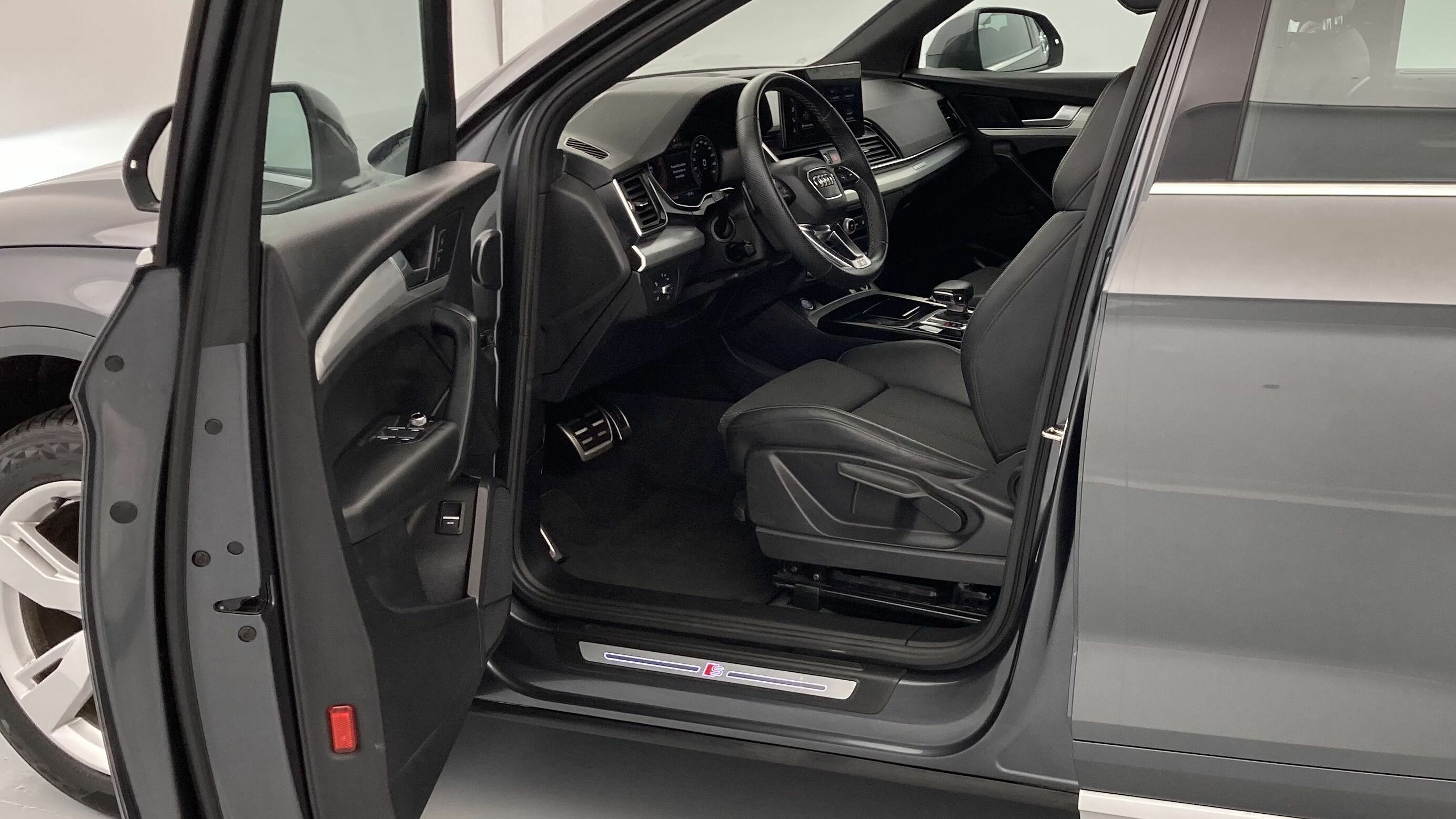 audi q5 sportback s line 40 TFSI 204 STRONIC QUATTRO 2023 daytonagrau perleffekt 13