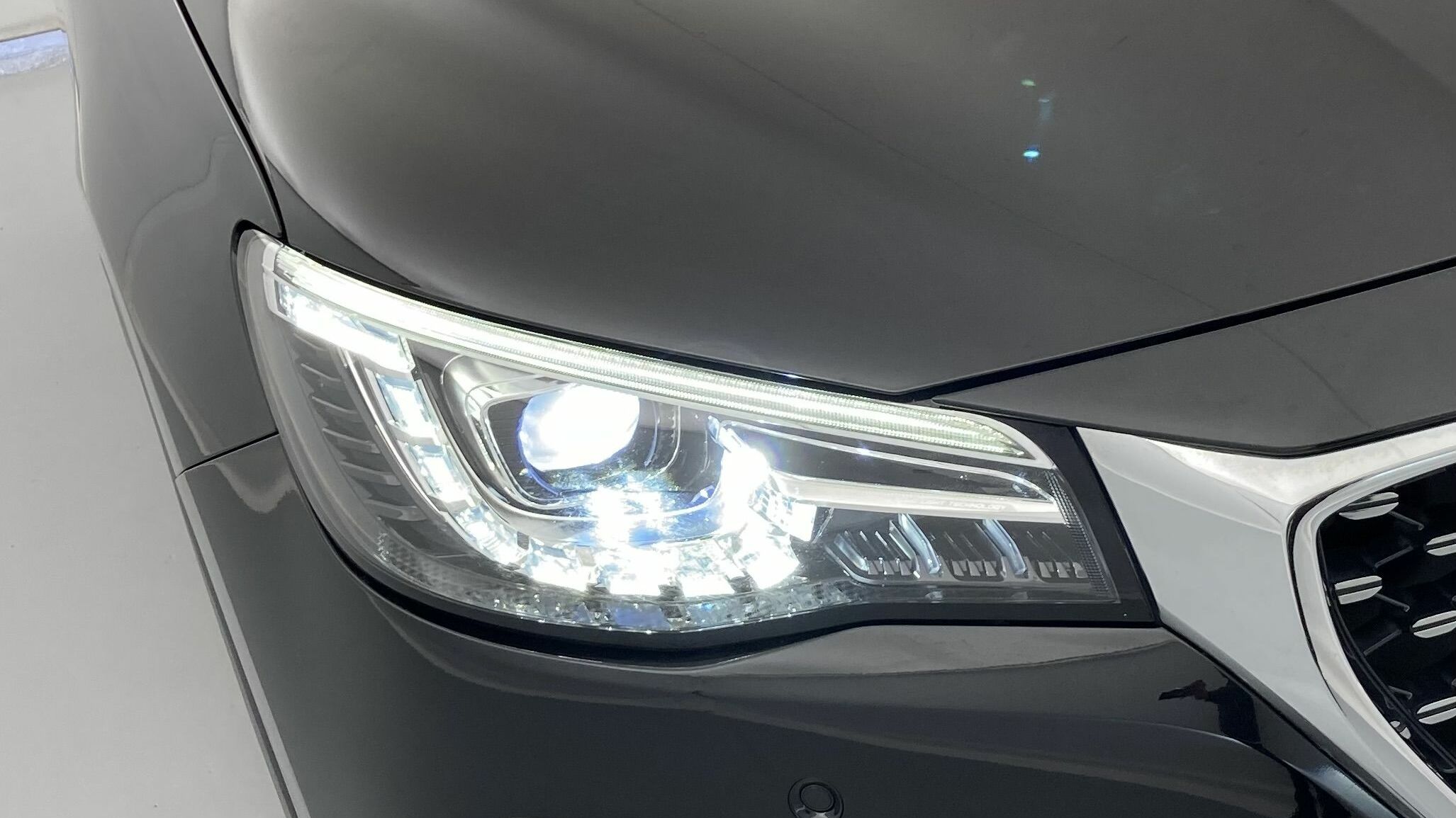 mg hs luxury 1.5 T-GDI 162 AT 2023 pebble black - pbc 29