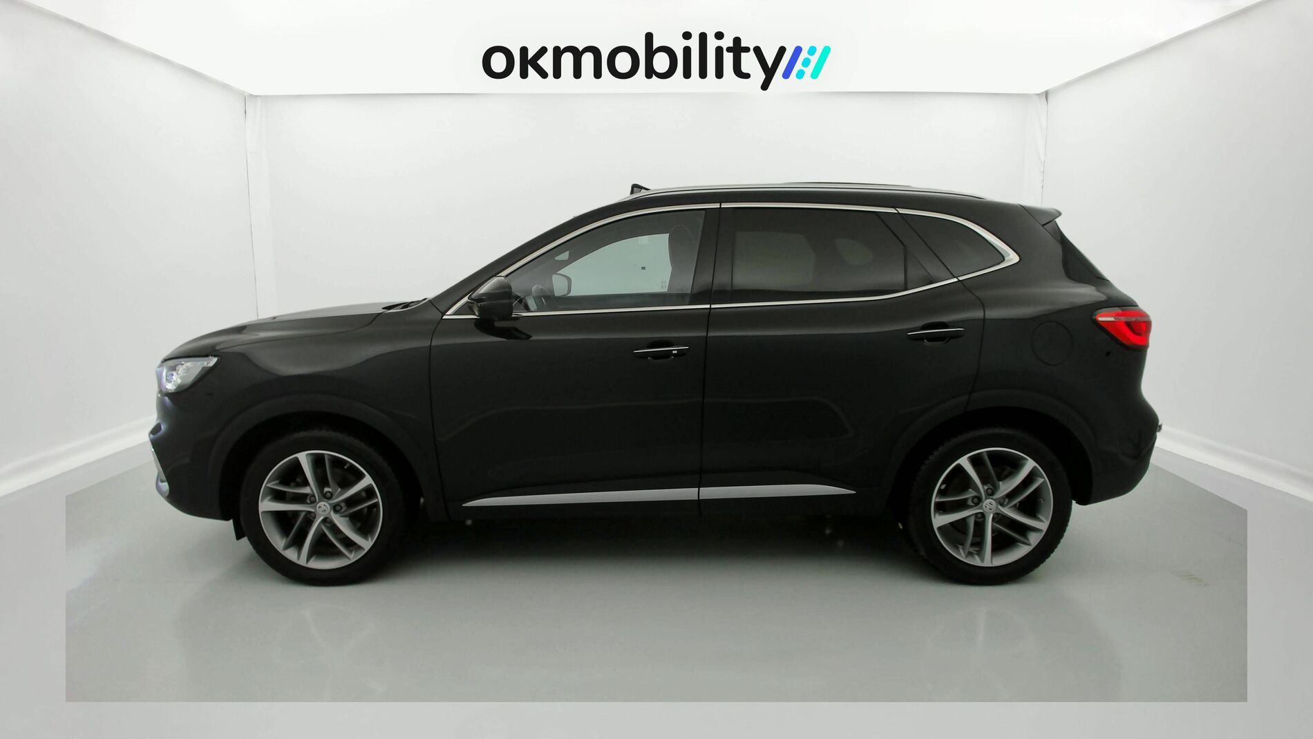 mg hs luxury 1.5 T-GDI 162 AT 2023 pebble black - pbc 7