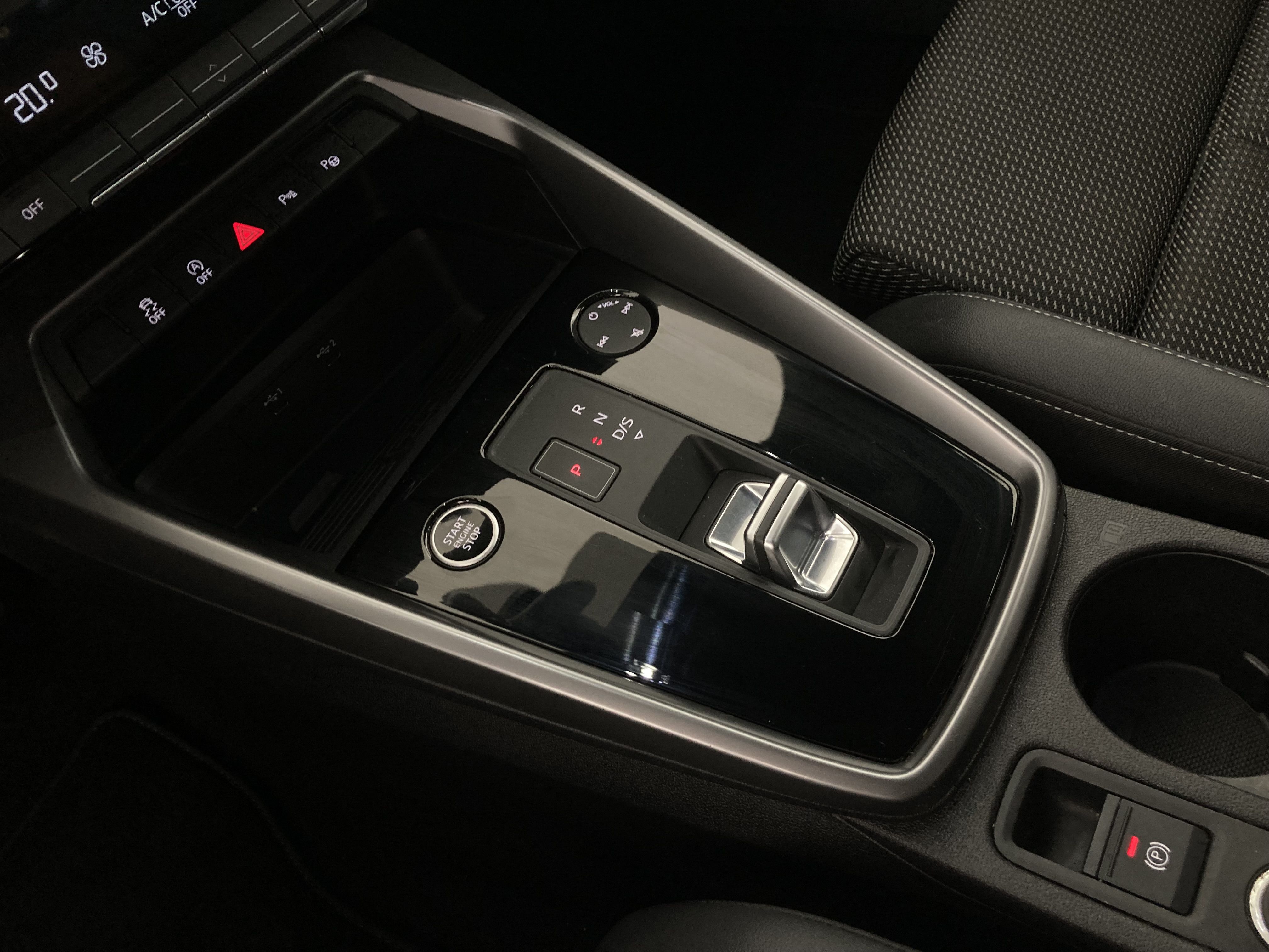 audi a3 sportback s line 35 TFSI 150 STRONIC 2023 ibis weiss 14
