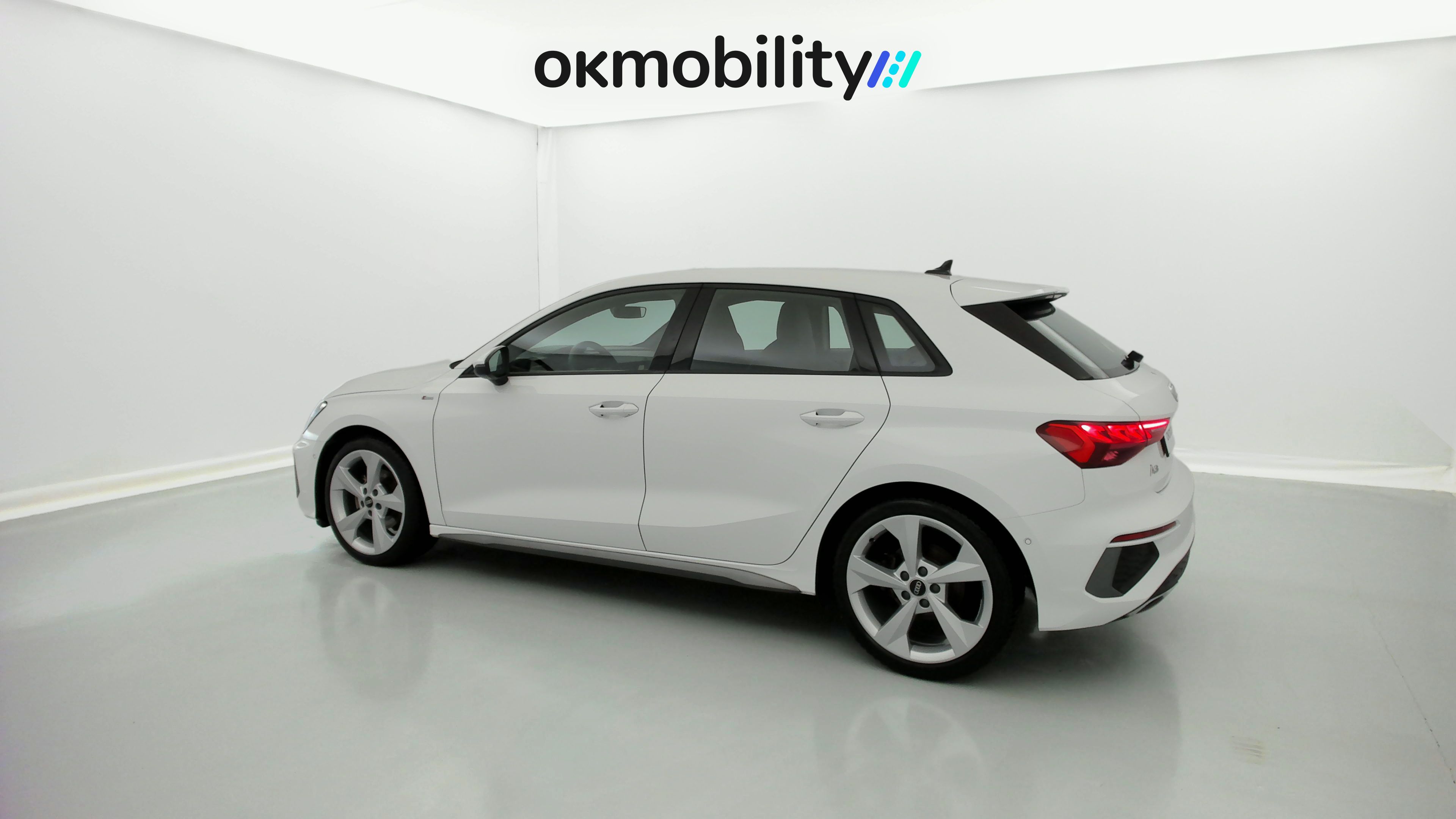 audi a3 sportback s line 35 TFSI 150 STRONIC 2023 ibis weiss 10