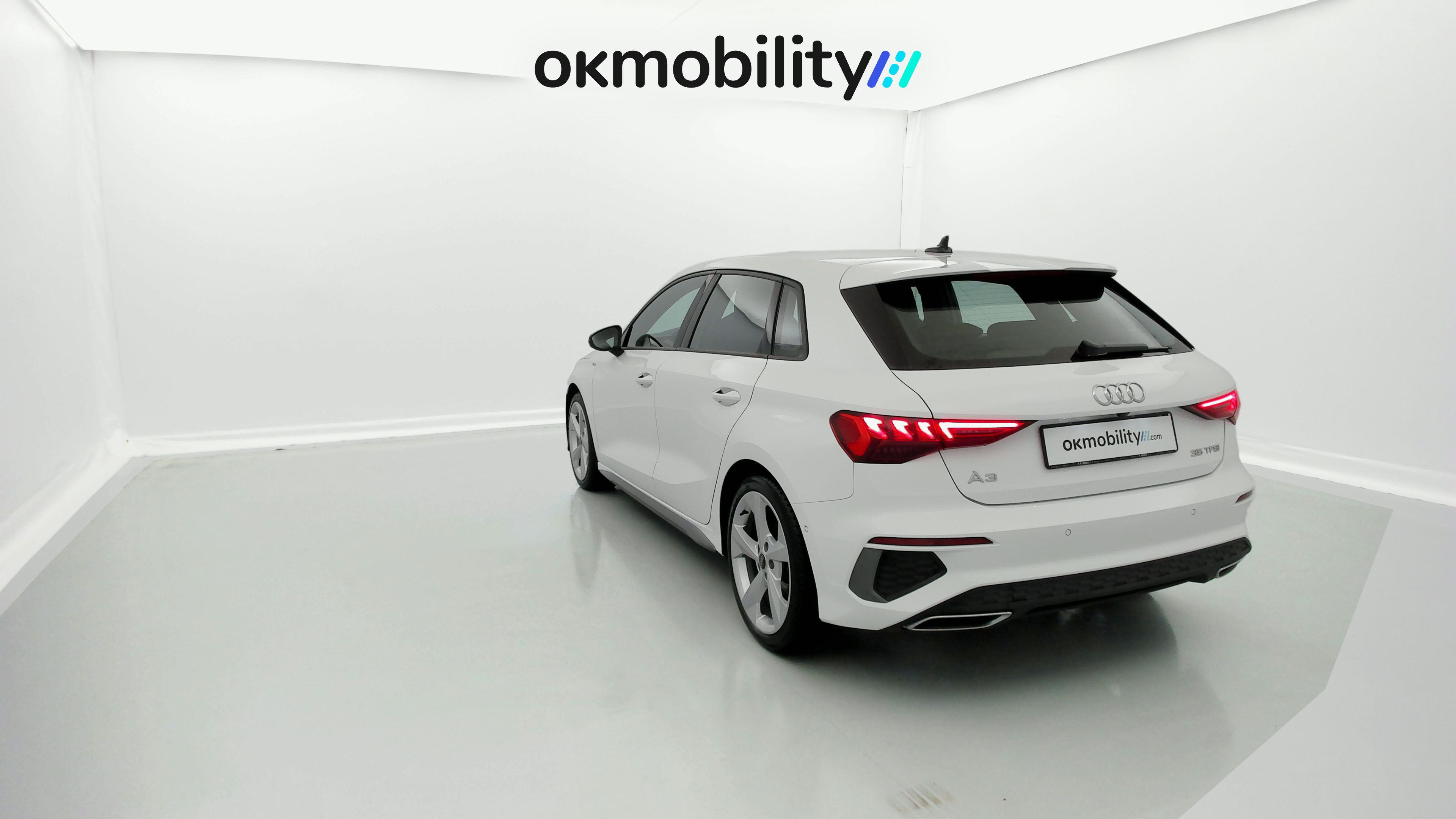 audi a3 sportback s line 35 TFSI 150 STRONIC 2023 ibis weiss 11