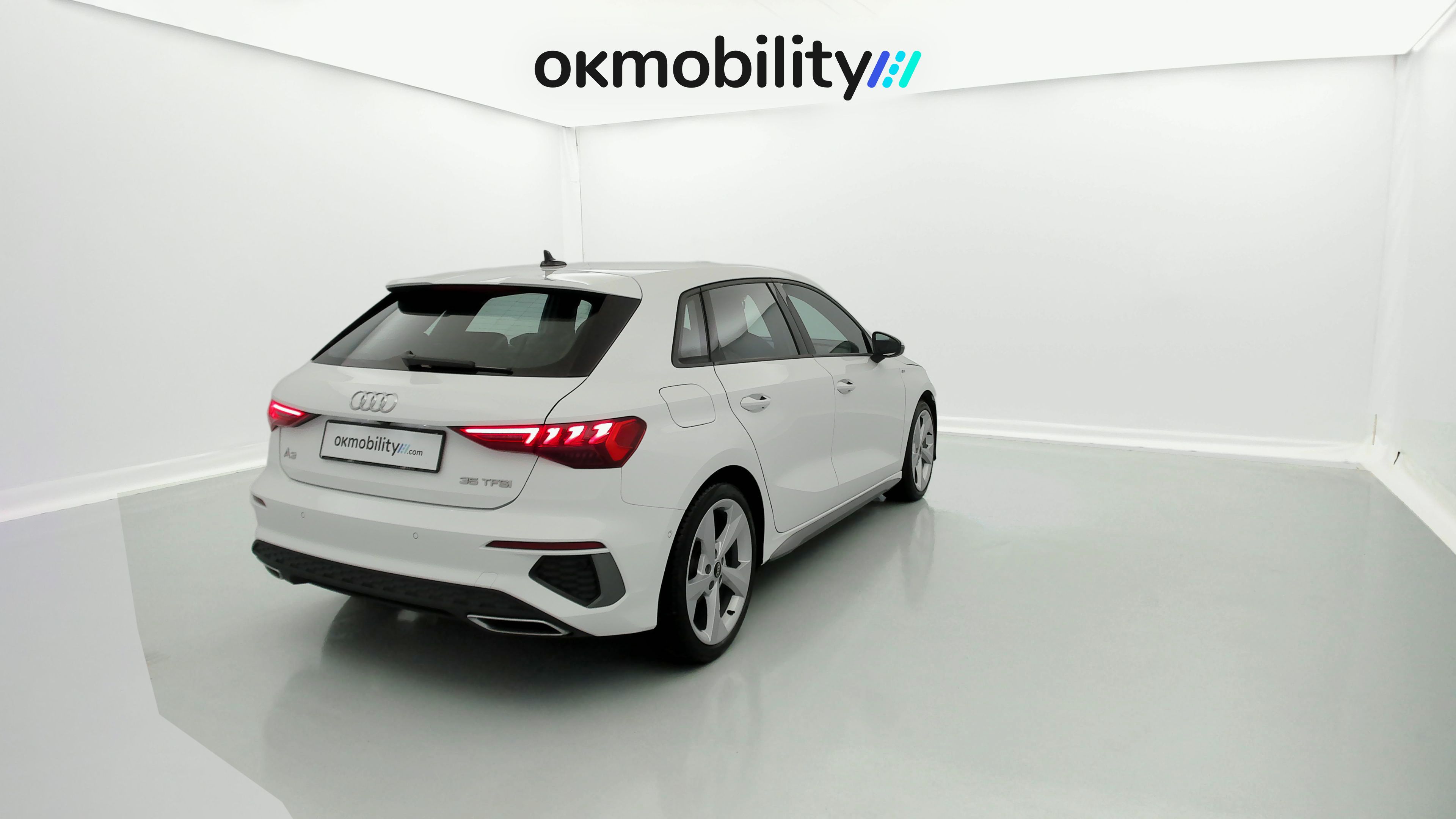 audi a3 sportback s line 35 TFSI 150 STRONIC 2023 ibis weiss 13
