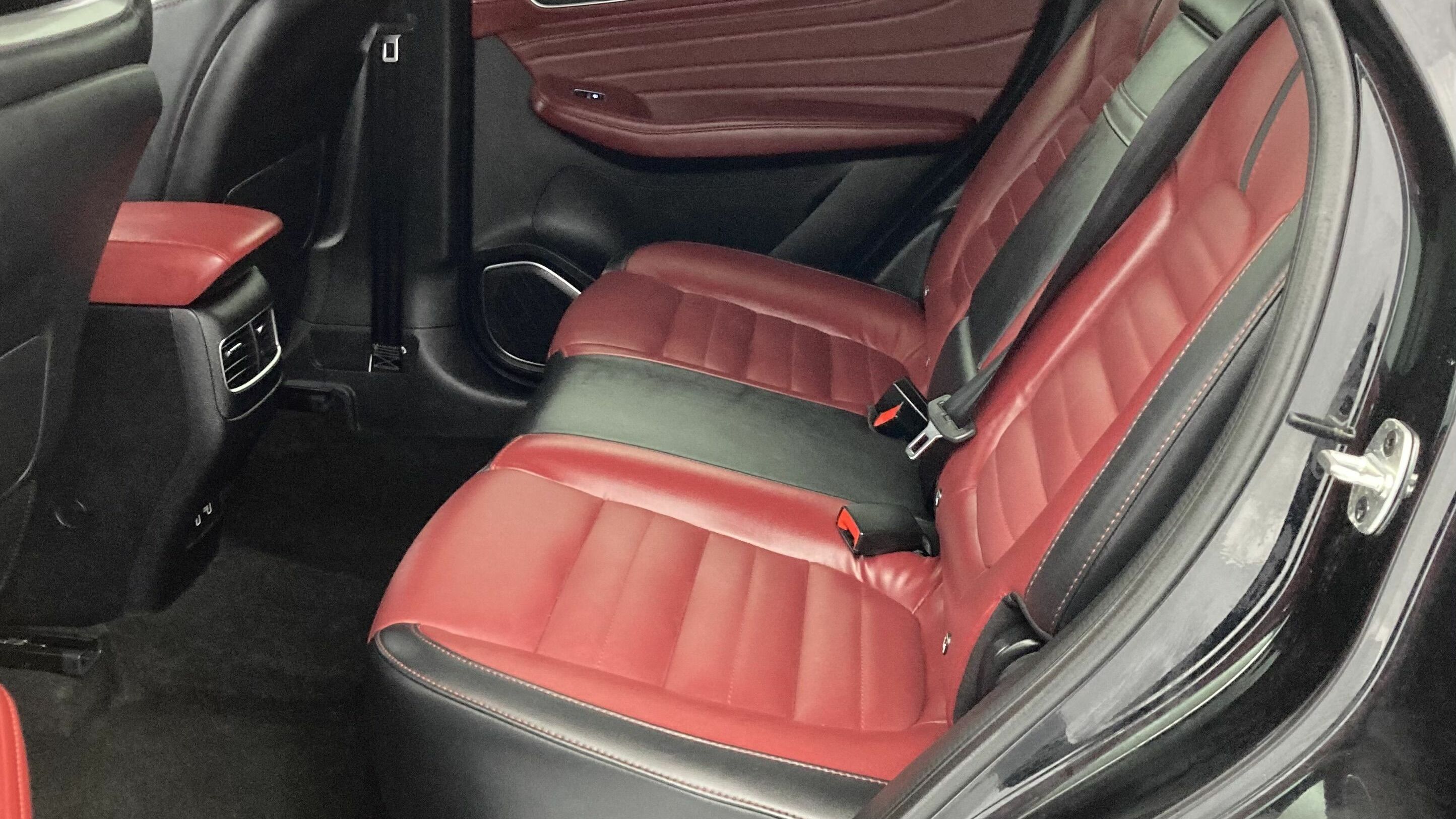 mg hs luxury 1.5 T-GDI 162 2023 pebble black - pbc 21