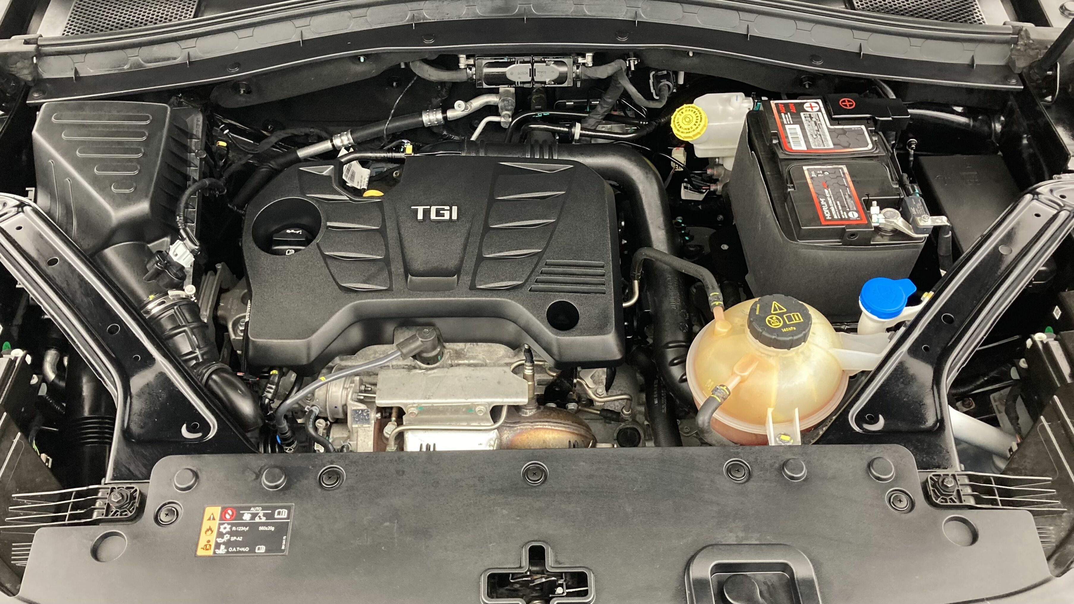 mg hs luxury 1.5 T-GDI 162 2023 pebble black - pbc 25