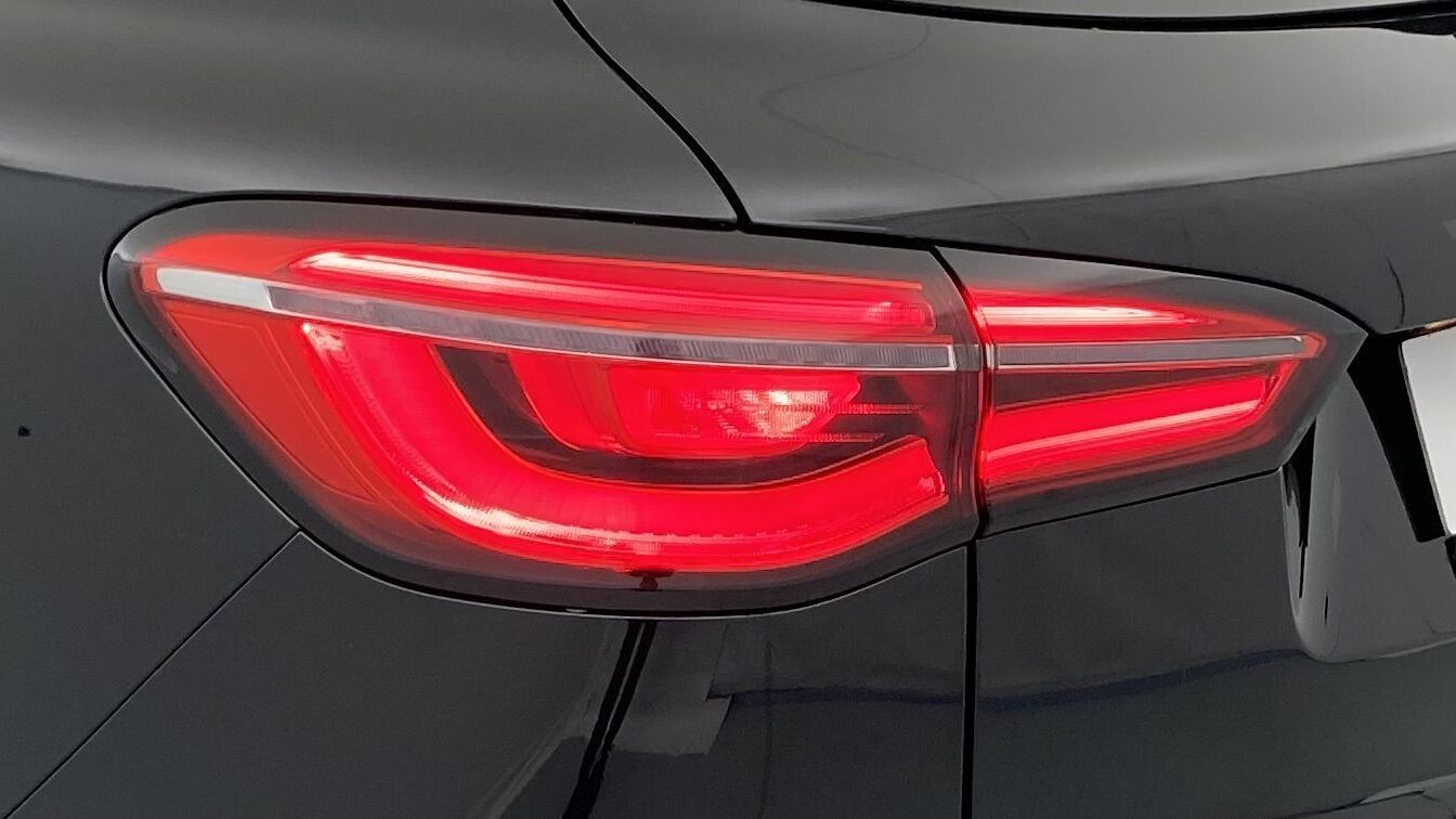 mg hs luxury 1.5 T-GDI 162 2023 pebble black - pbc 30