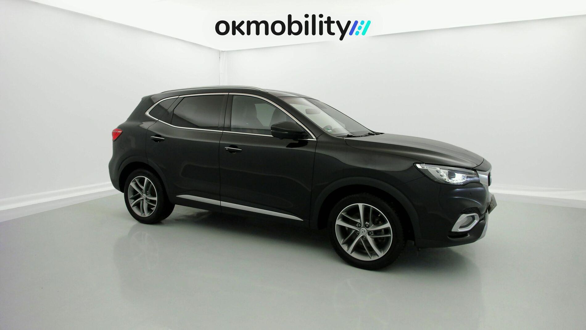 mg hs luxury 1.5 T-GDI 162 2023 pebble black - pbc 2