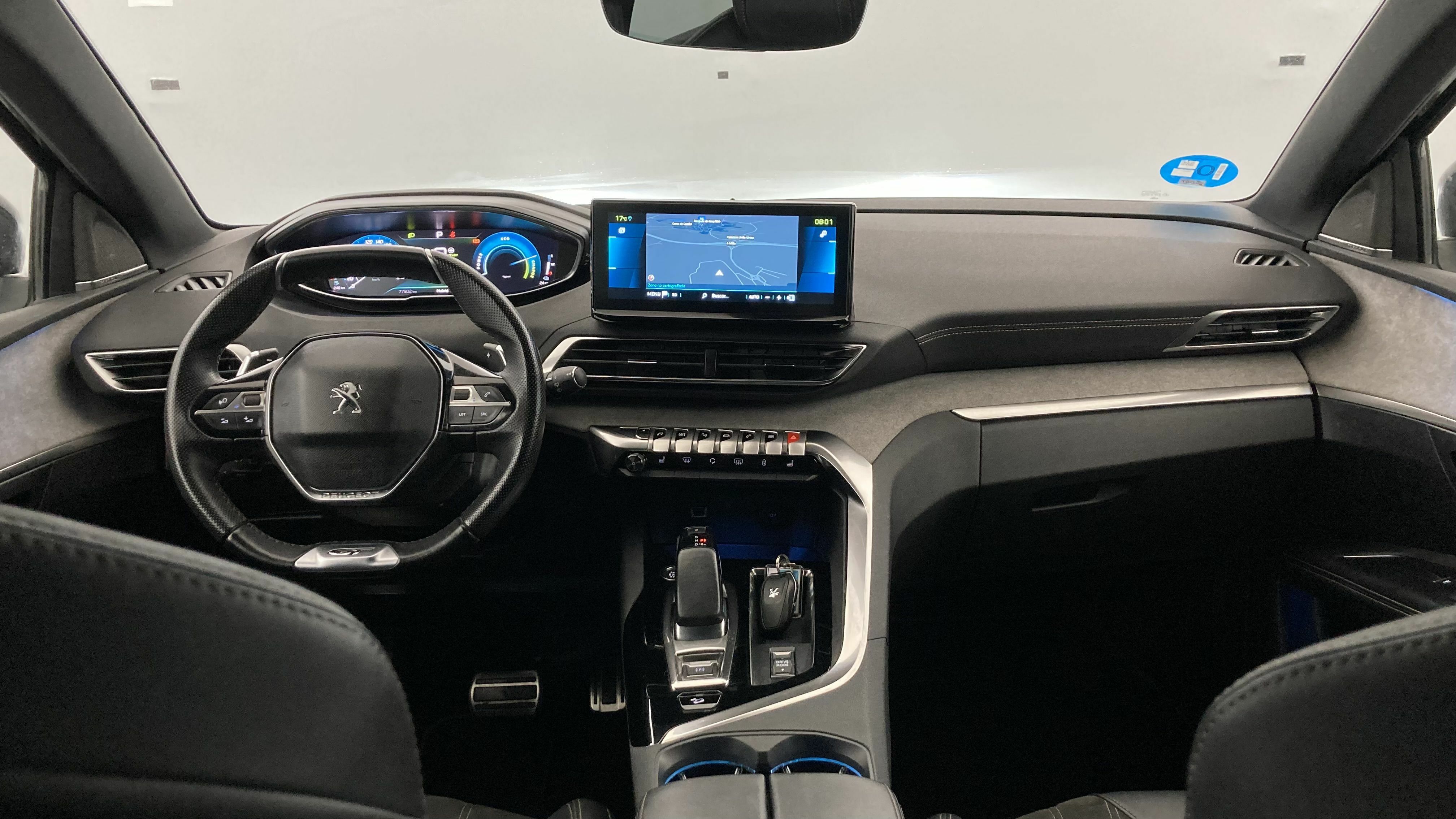 peugeot 3008 gt pack 1.6 HYBRID 300 EAT PHEV 2022 negro perla nera 16