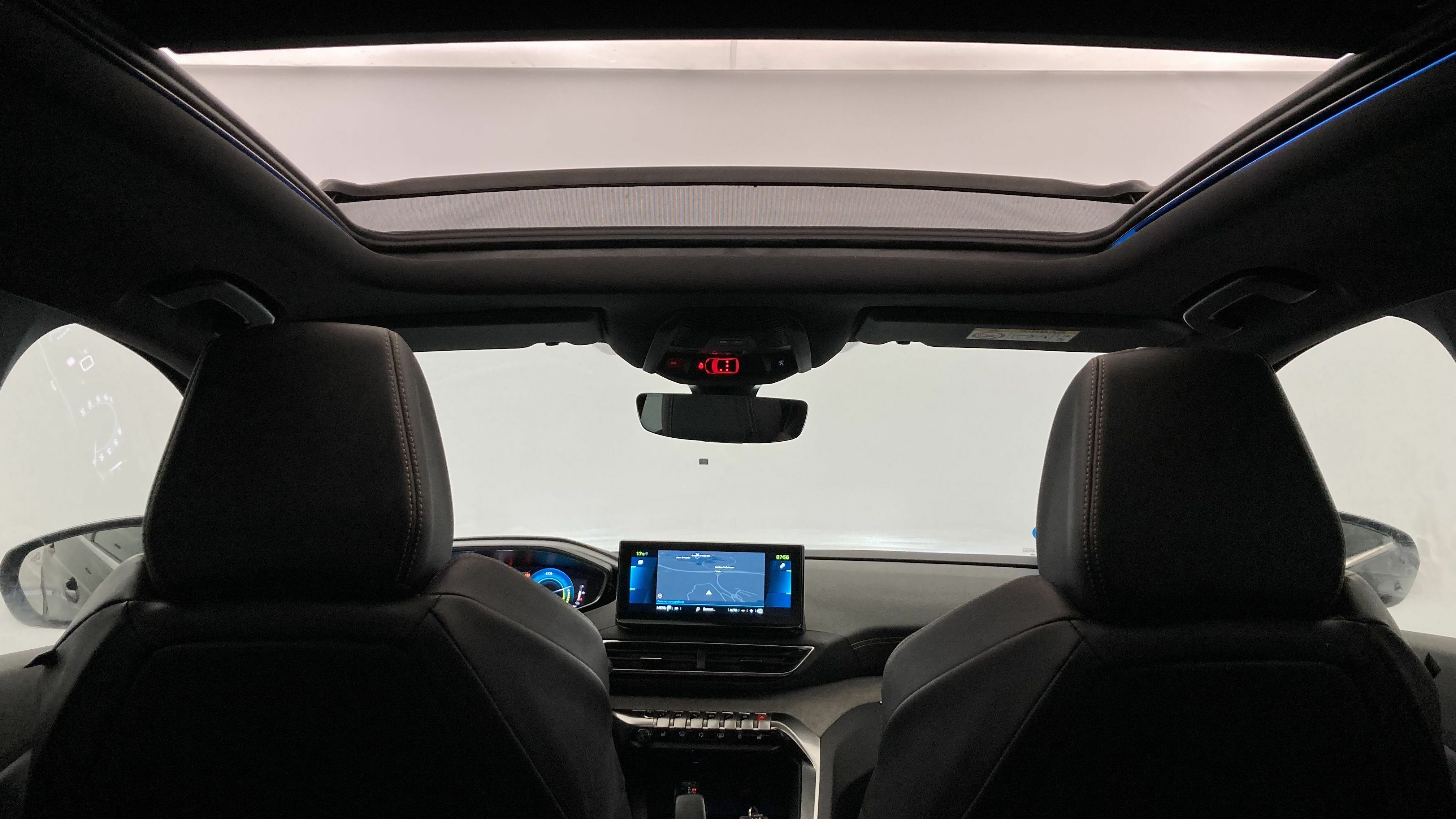 peugeot 3008 gt pack 1.6 HYBRID 300 EAT PHEV 2022 negro perla nera 23
