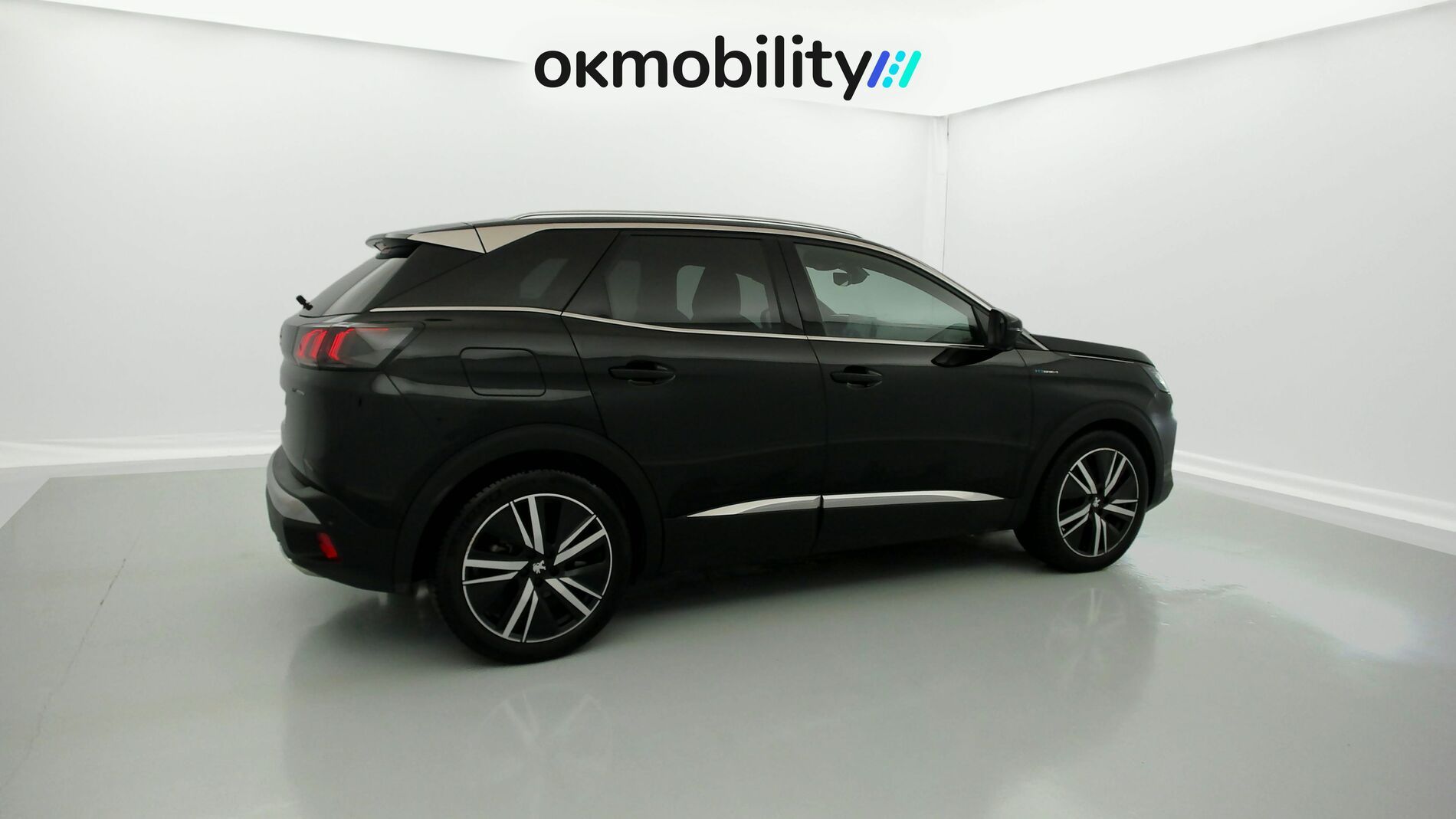 peugeot 3008 gt pack 1.6 HYBRID 300 EAT PHEV 2022 negro perla nera 12
