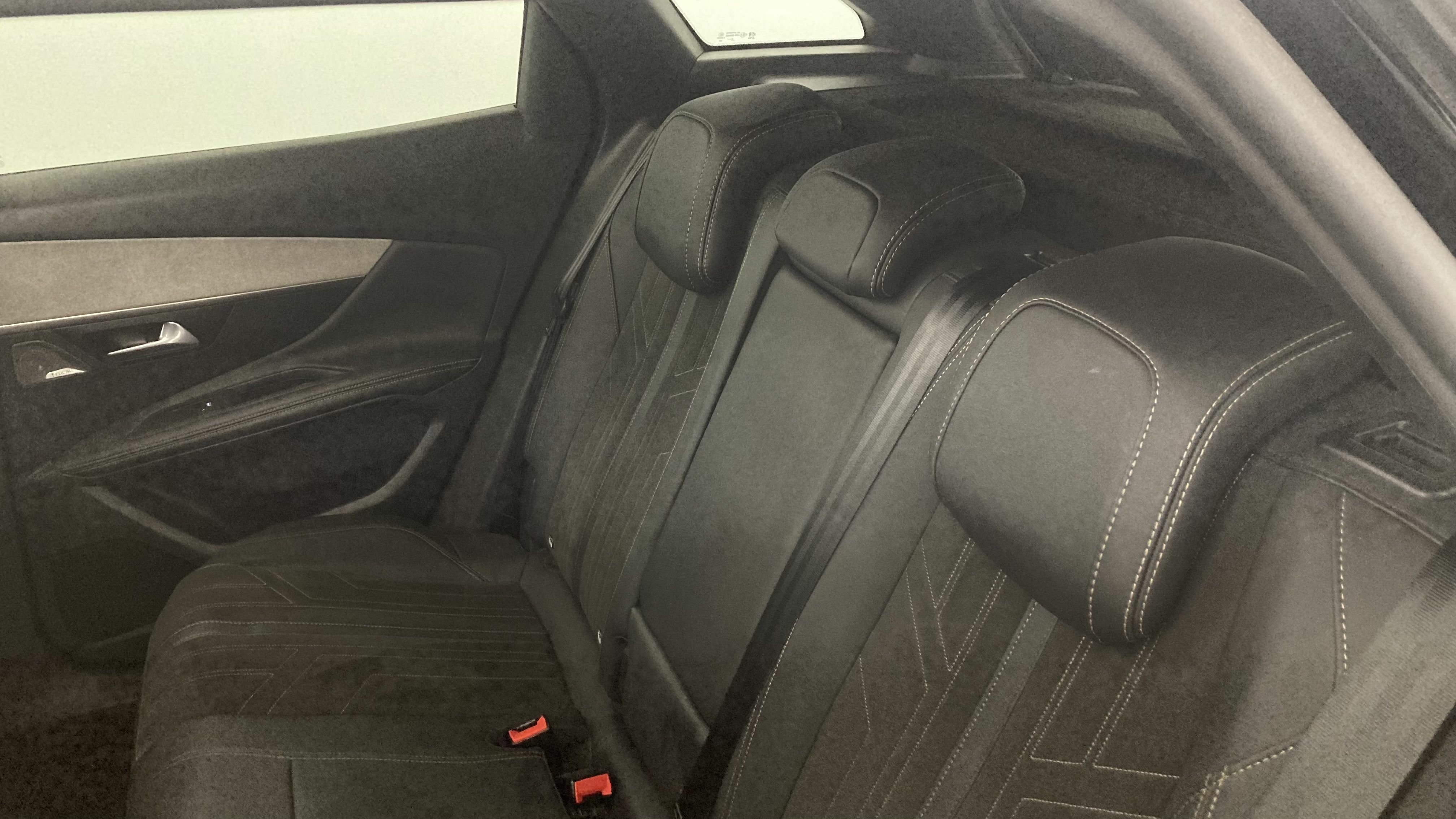 peugeot 3008 gt pack 1.6 HYBRID 300 EAT PHEV 2022 negro perla nera 20