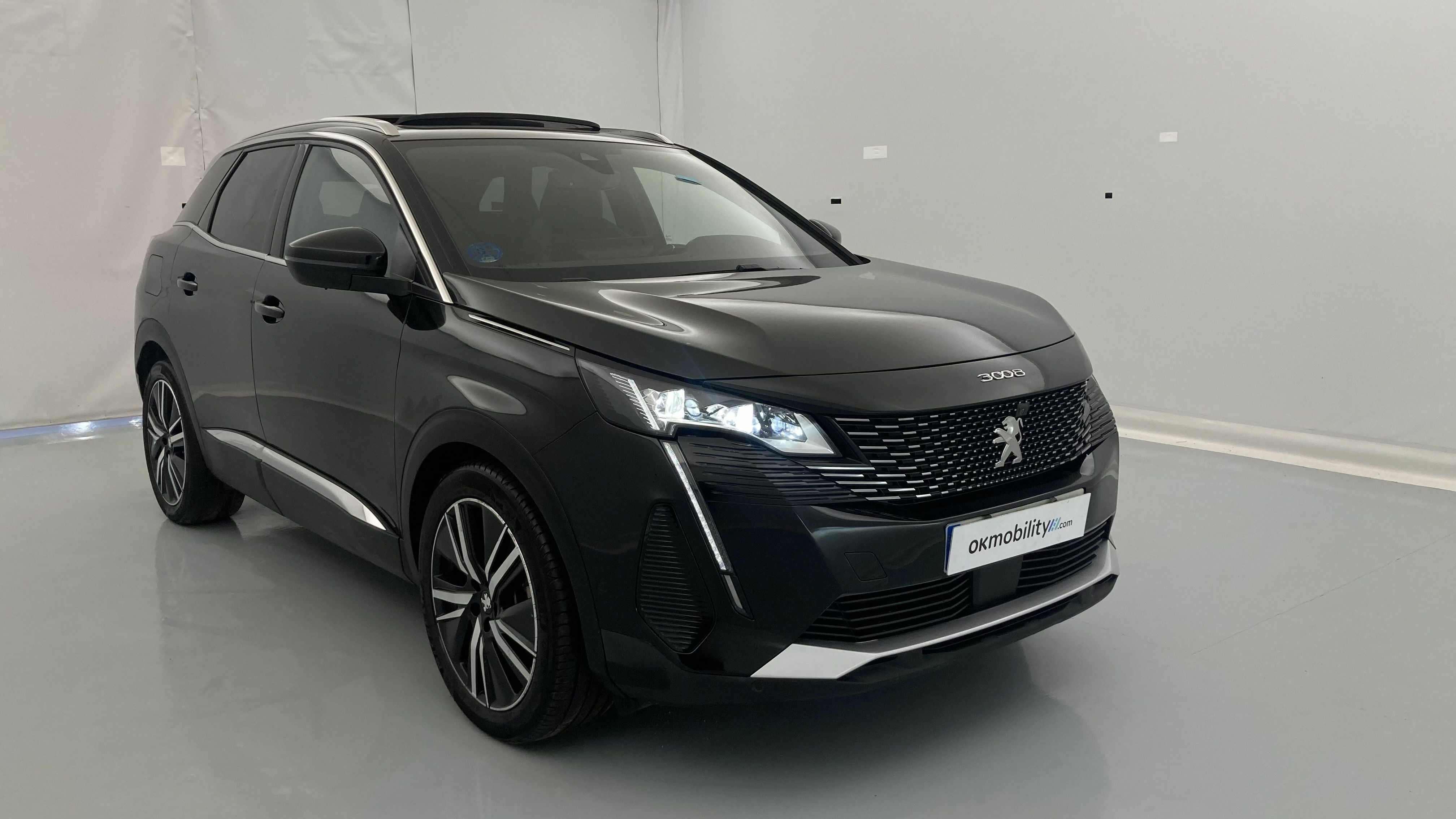 peugeot 3008 gt pack 1.6 HYBRID 300 EAT PHEV 2022 negro perla nera 22