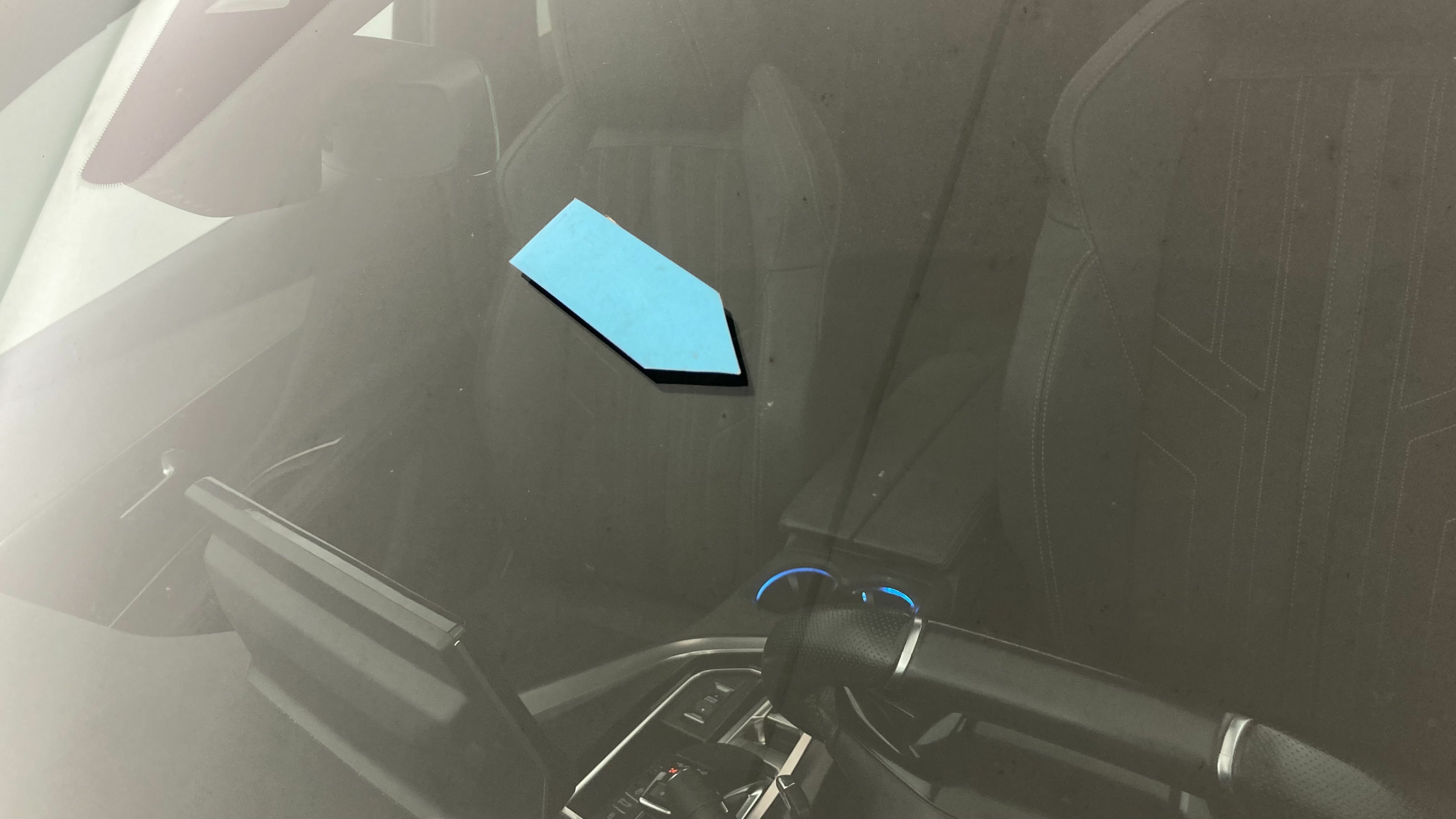peugeot 3008 gt pack 1.6 HYBRID 300 EAT PHEV 2022 negro perla nera 31