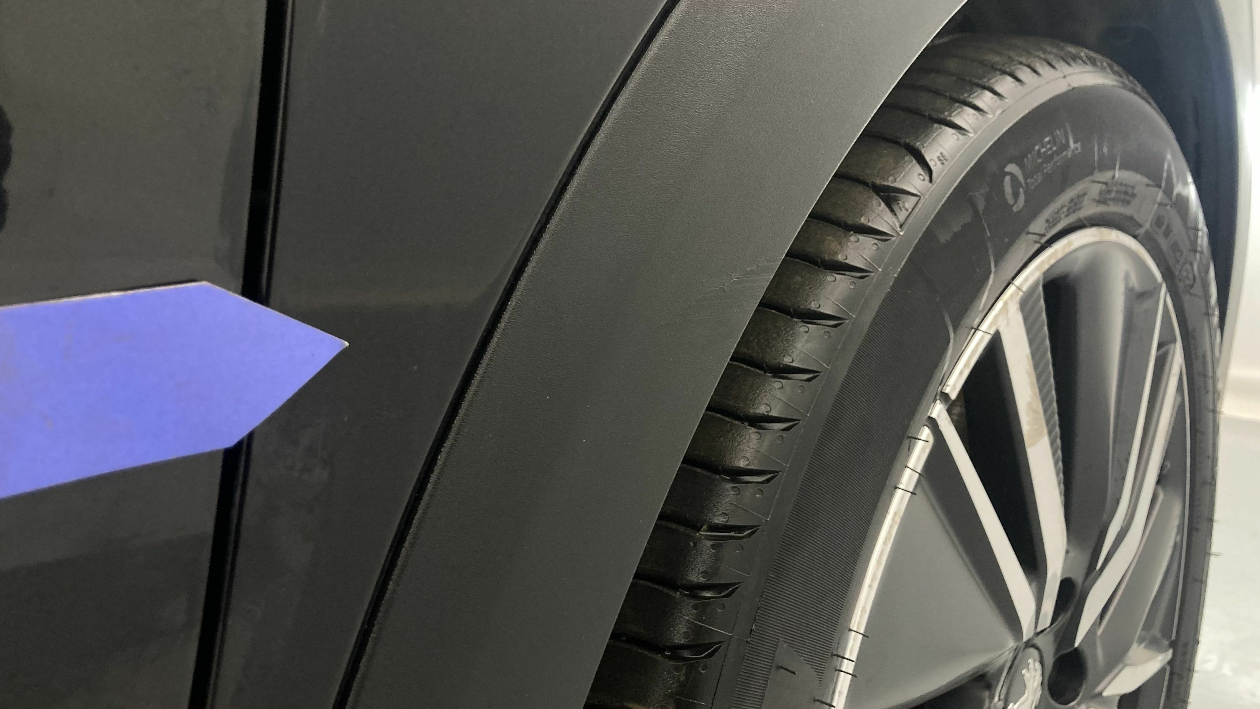 peugeot 3008 gt pack 1.6 HYBRID 300 EAT PHEV 2022 negro perla nera 32