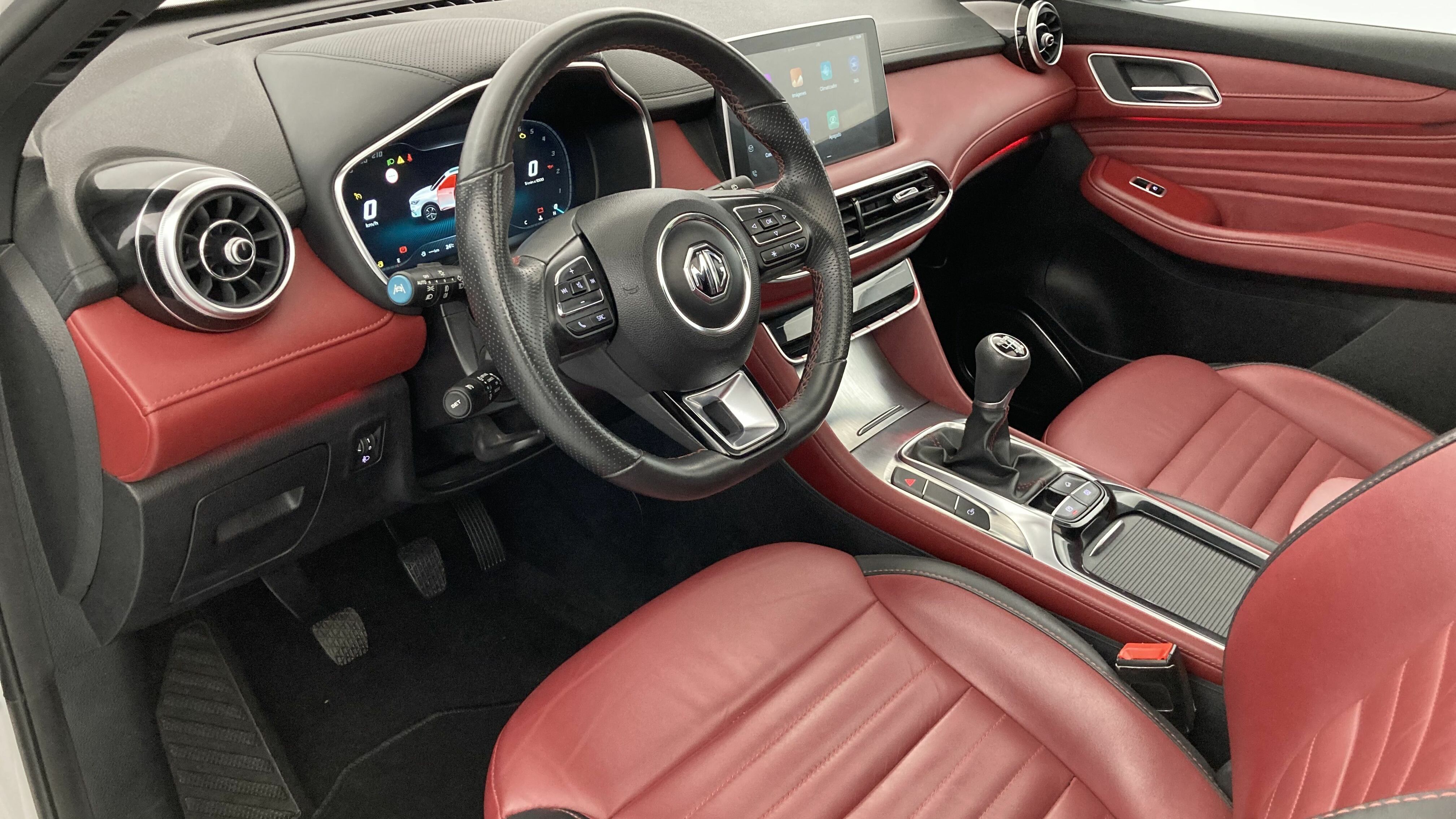 mg hs luxury 1.5 T-GDI 162 2023 dover white - wsb 15