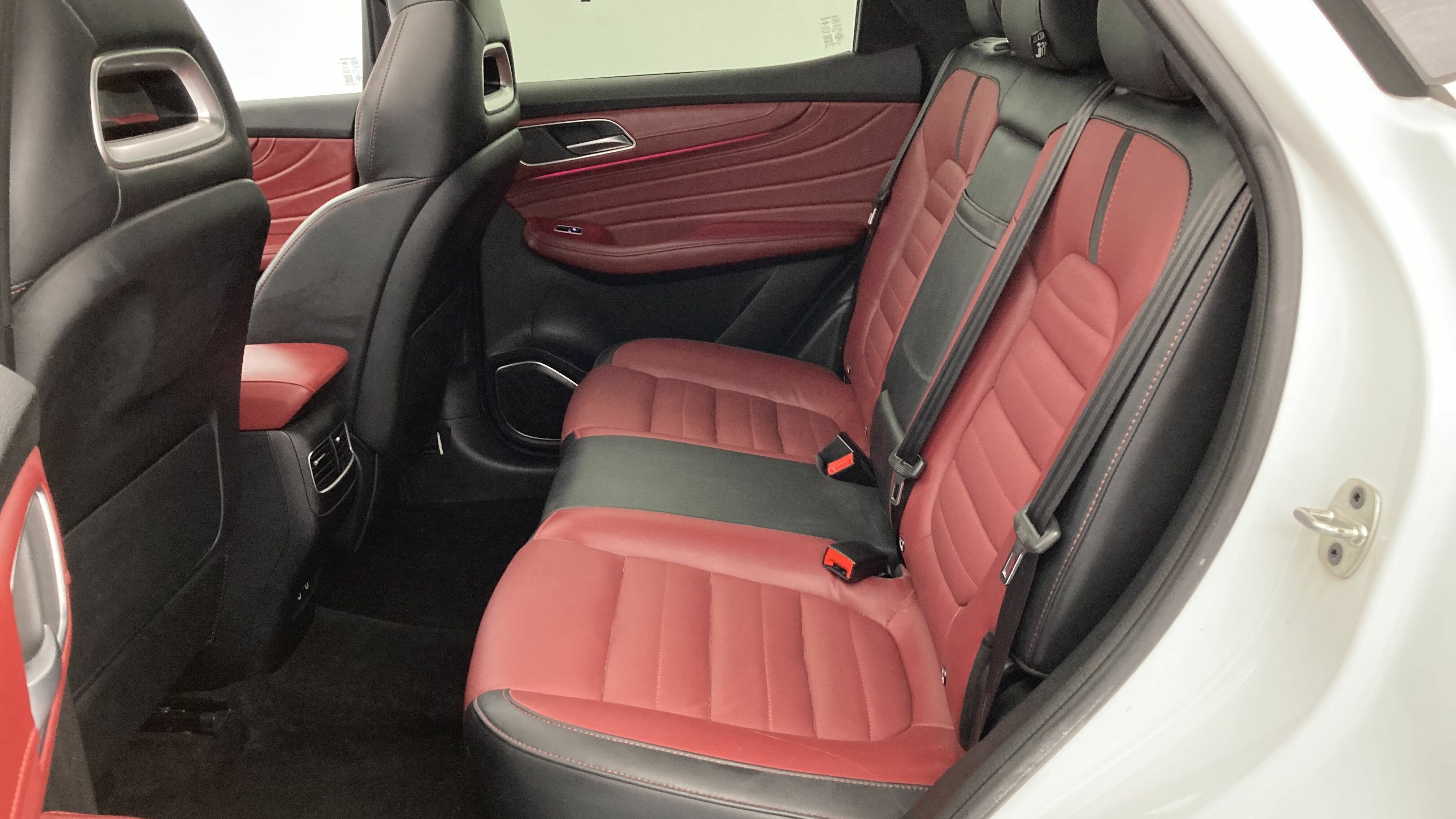 mg hs luxury 1.5 T-GDI 162 2023 dover white - wsb 21