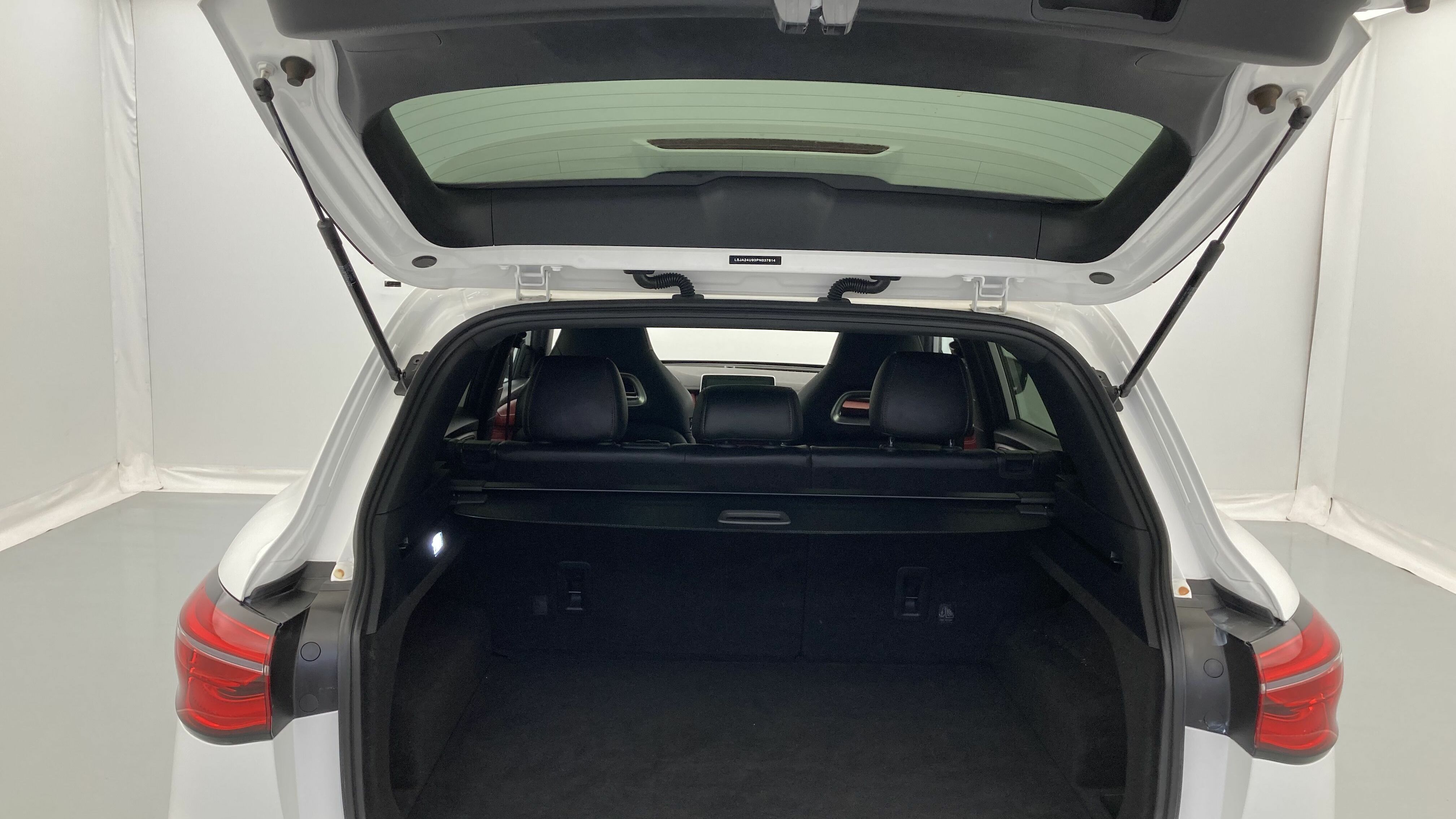 mg hs luxury 1.5 T-GDI 162 2023 dover white - wsb 24