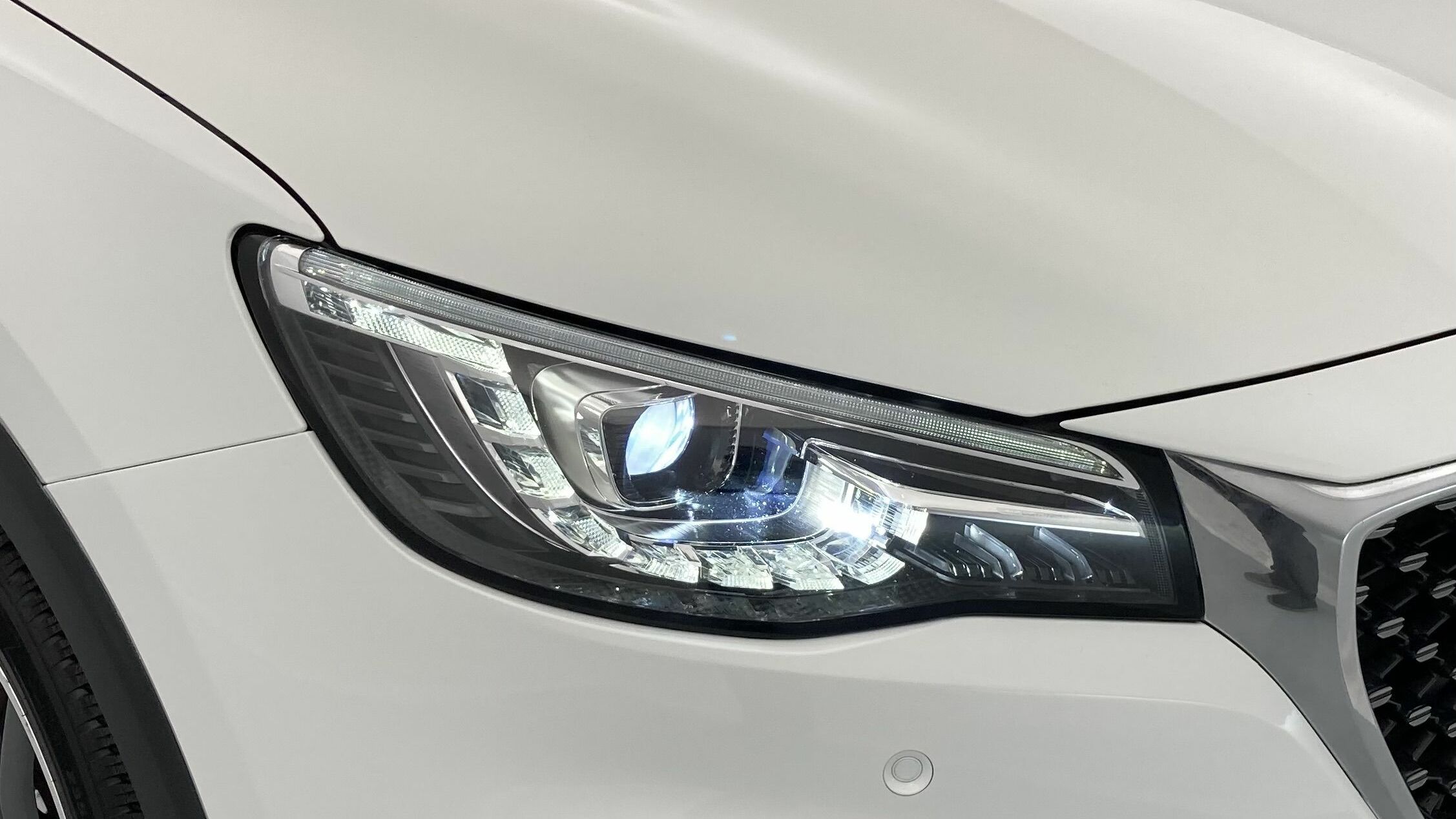 mg hs luxury 1.5 T-GDI 162 2023 dover white - wsb 29