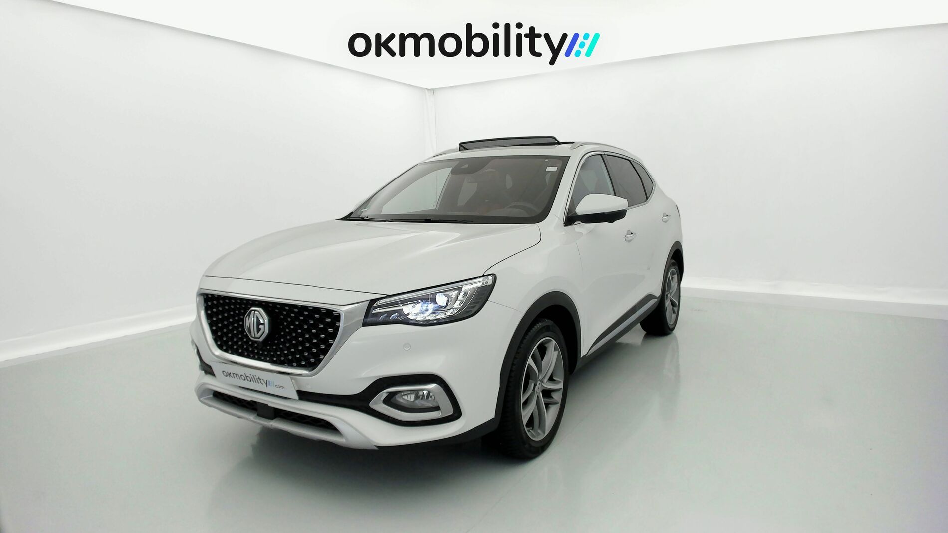 mg hs luxury 1.5 T-GDI 162 2023 dover white - wsb 1