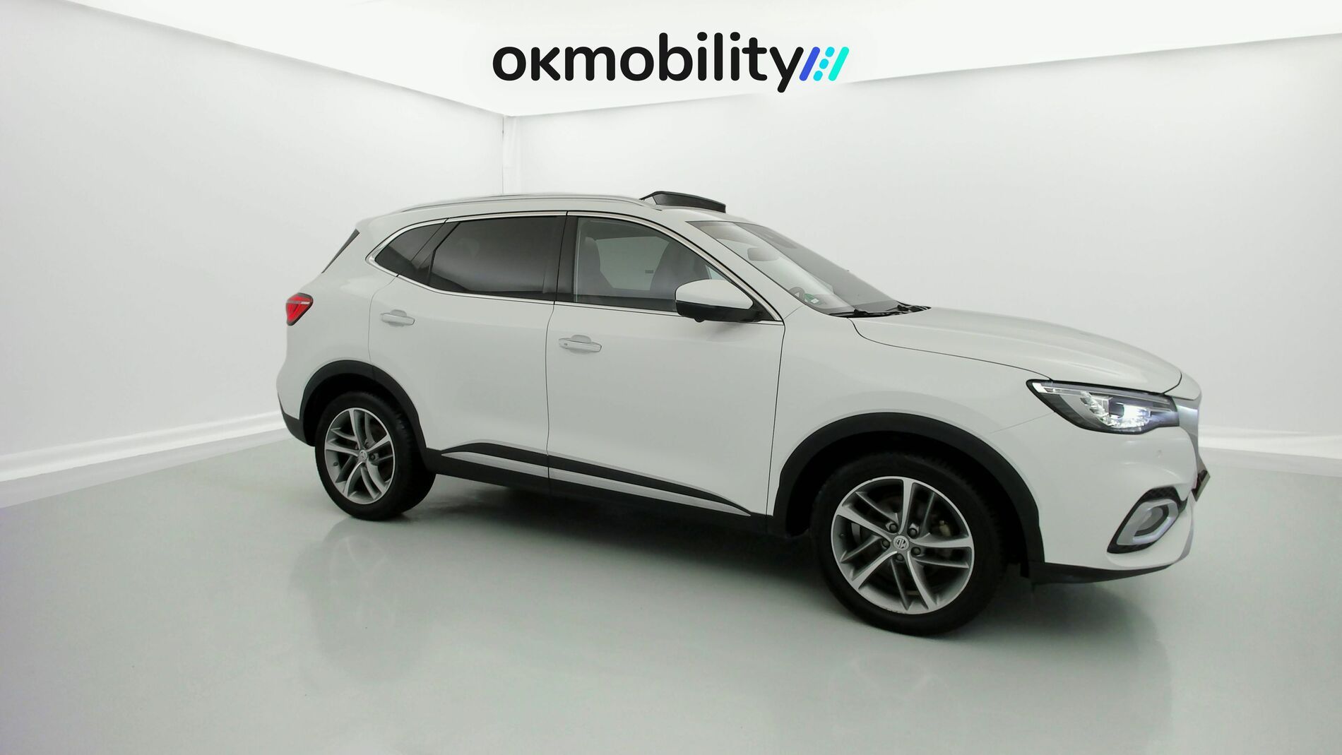 mg hs luxury 1.5 T-GDI 162 2023 dover white - wsb 2