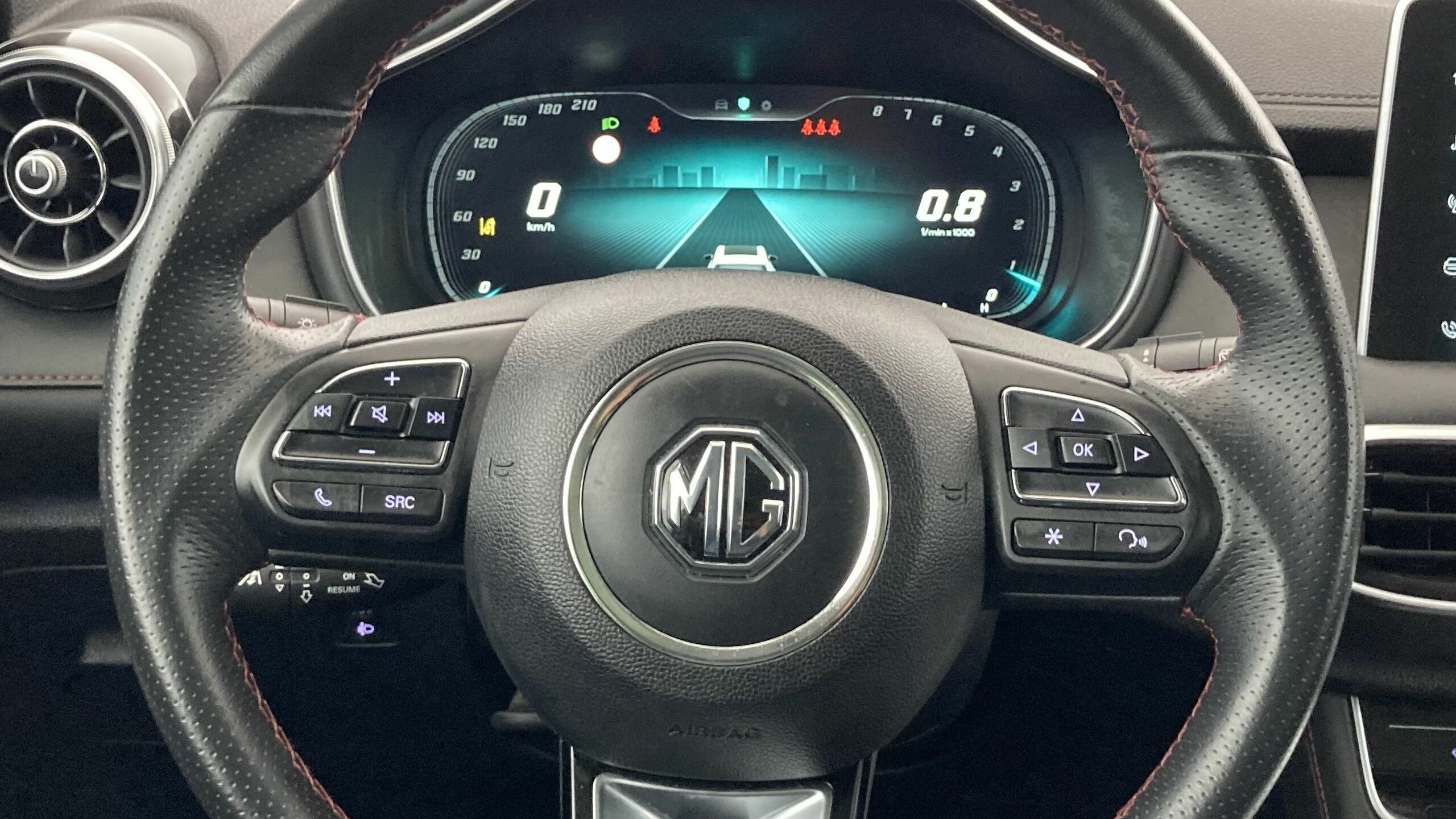 mg hs luxury 1.5 T-GDI 162 AT 2023 medal silver - ssa 17