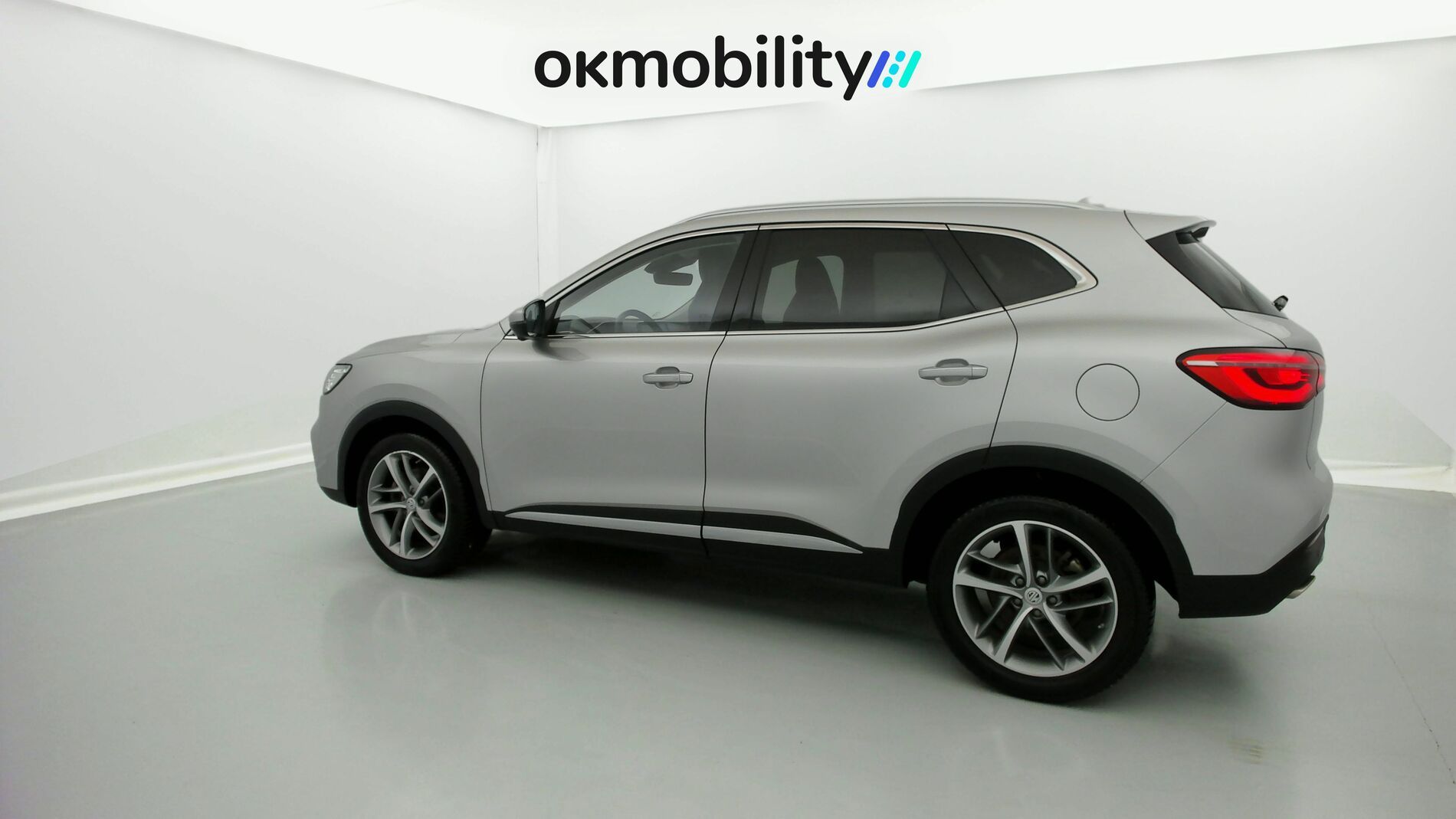 mg hs luxury 1.5 T-GDI 162 AT 2023 medal silver - ssa 8