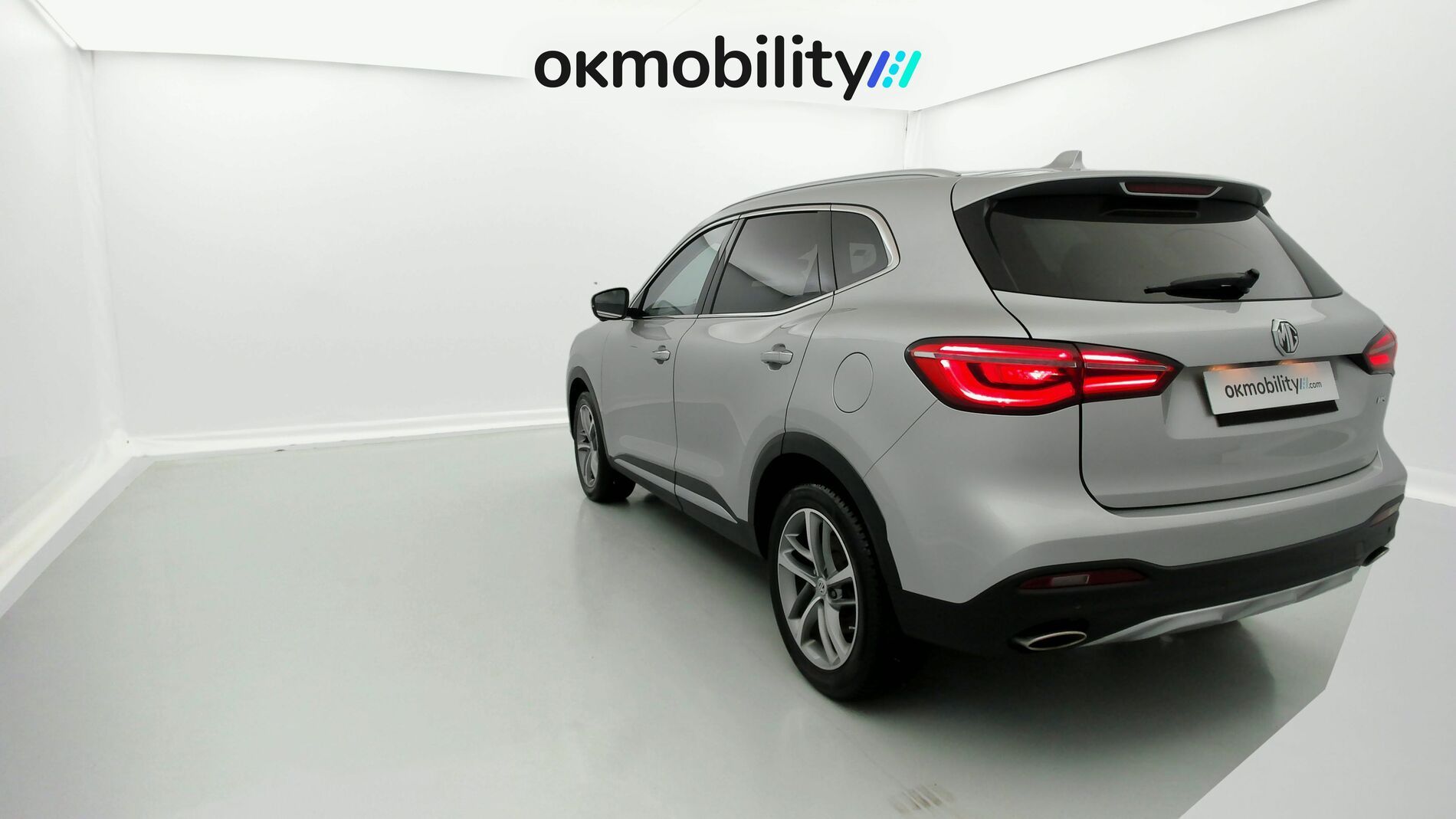 mg hs luxury 1.5 T-GDI 162 AT 2023 medal silver - ssa 9