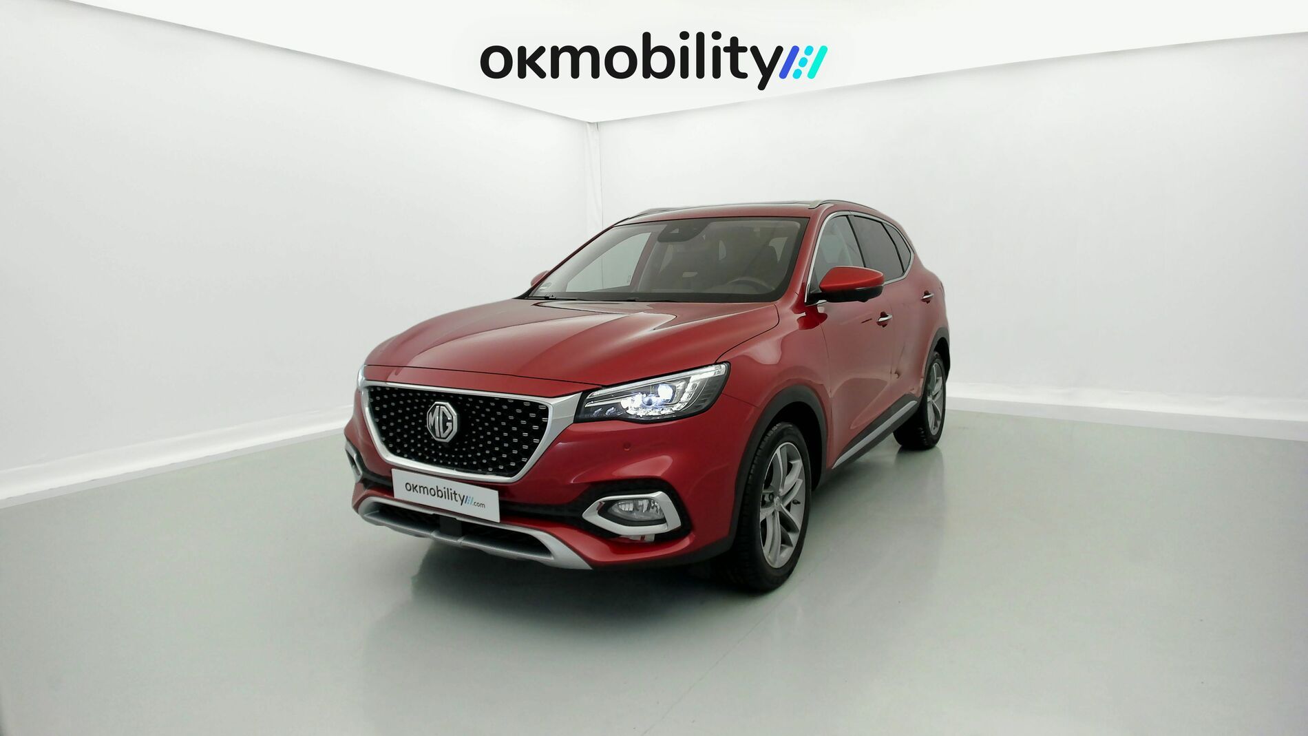 mg hs luxury 1.5 T-GDI 162 AT 2023 diamond red - rsj 1