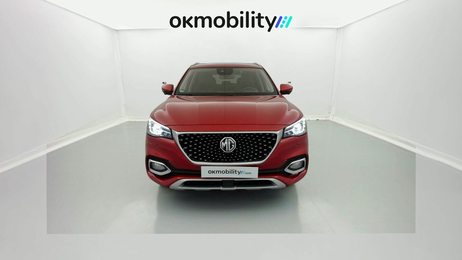 mg hs luxury 1.5 T-GDI 162 AT 2023 diamond red - rsj 4