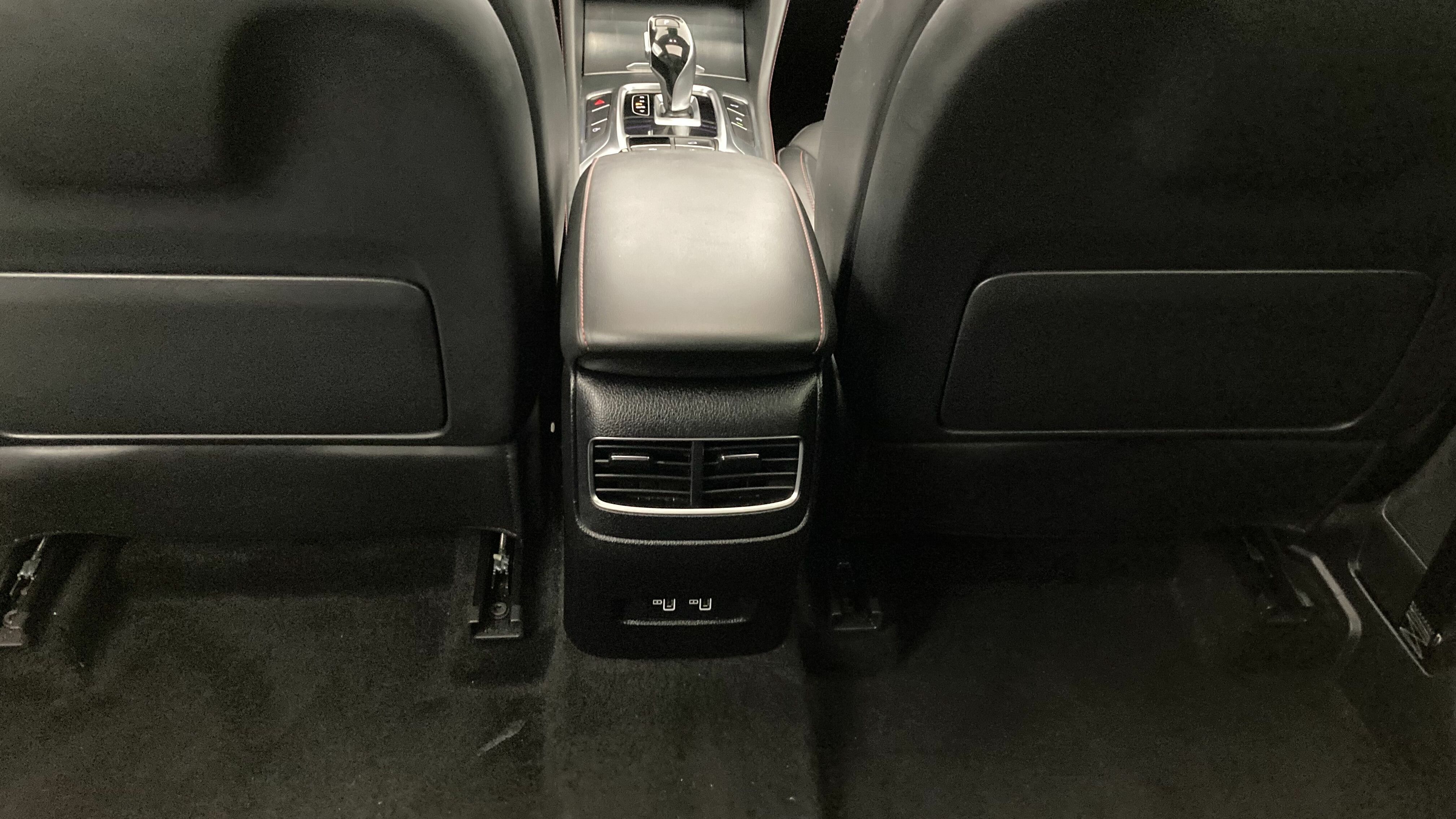 mg hs luxury 1.5 T-GDI 162 AT 2024 medal silver 22