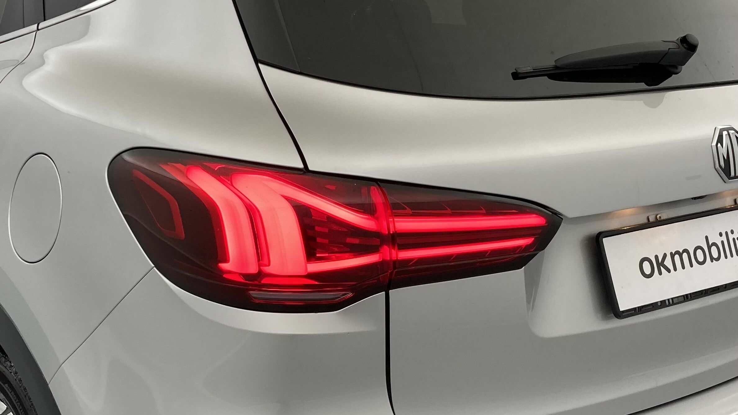 mg hs luxury 1.5 T-GDI 162 AT 2024 medal silver 30