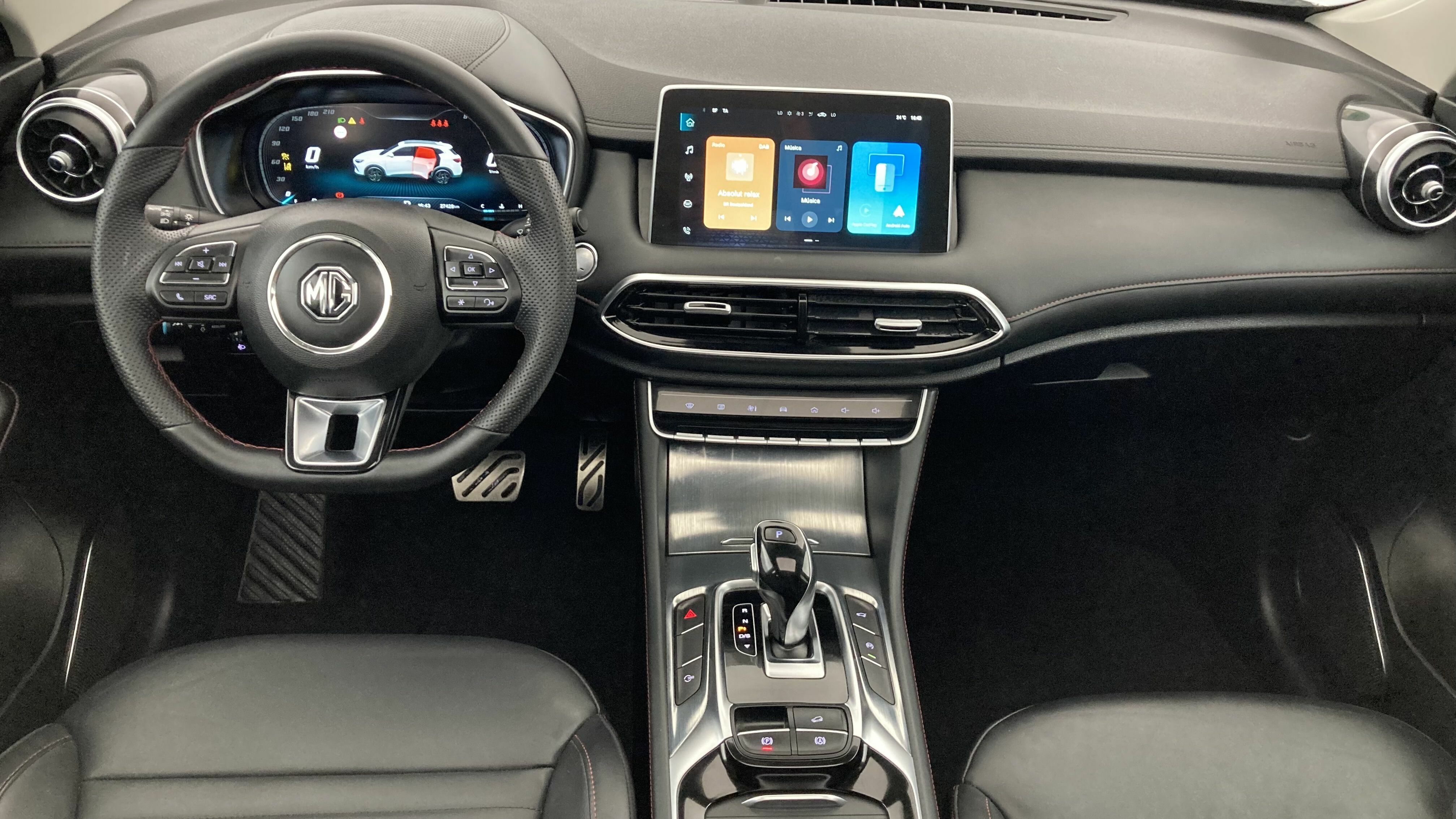 mg hs luxury 1.5 T-GDI 162 AT 2024 dover white 16