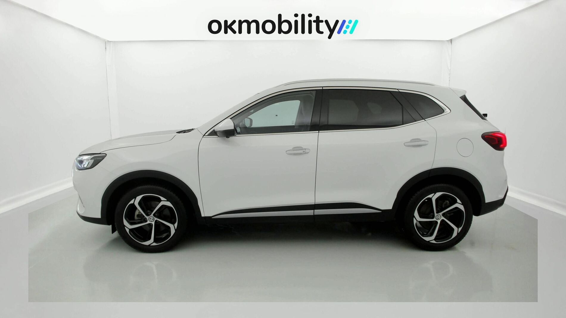 mg hs luxury 1.5 T-GDI 162 AT 2024 dover white 7