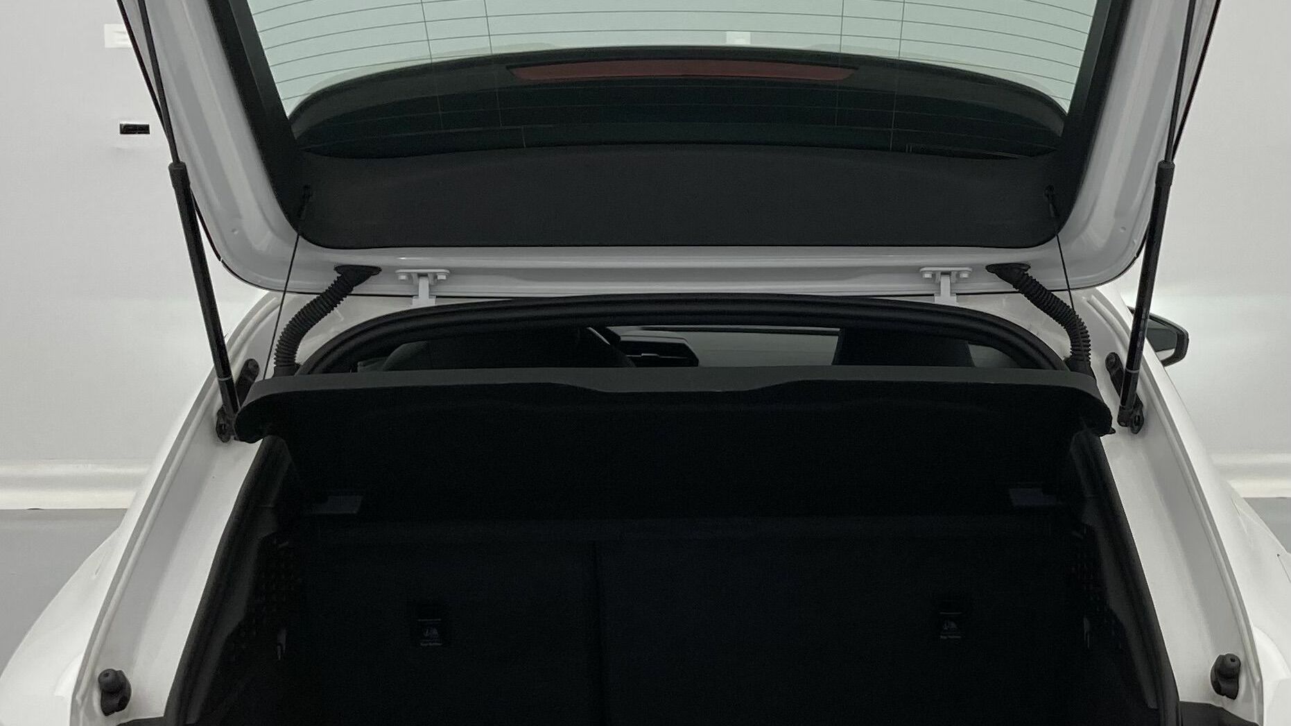 audi a3 sportback s line 35 TFSI 150 STRONIC 2023 ibis weiss 24