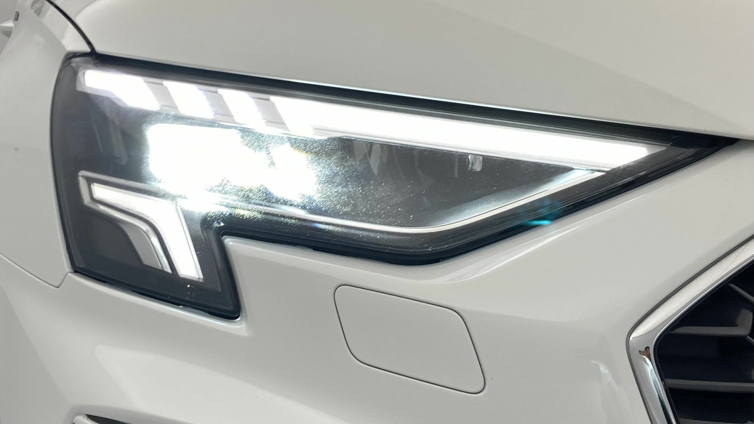 audi a3 sportback s line 35 TFSI 150 STRONIC 2023 ibis weiss 29